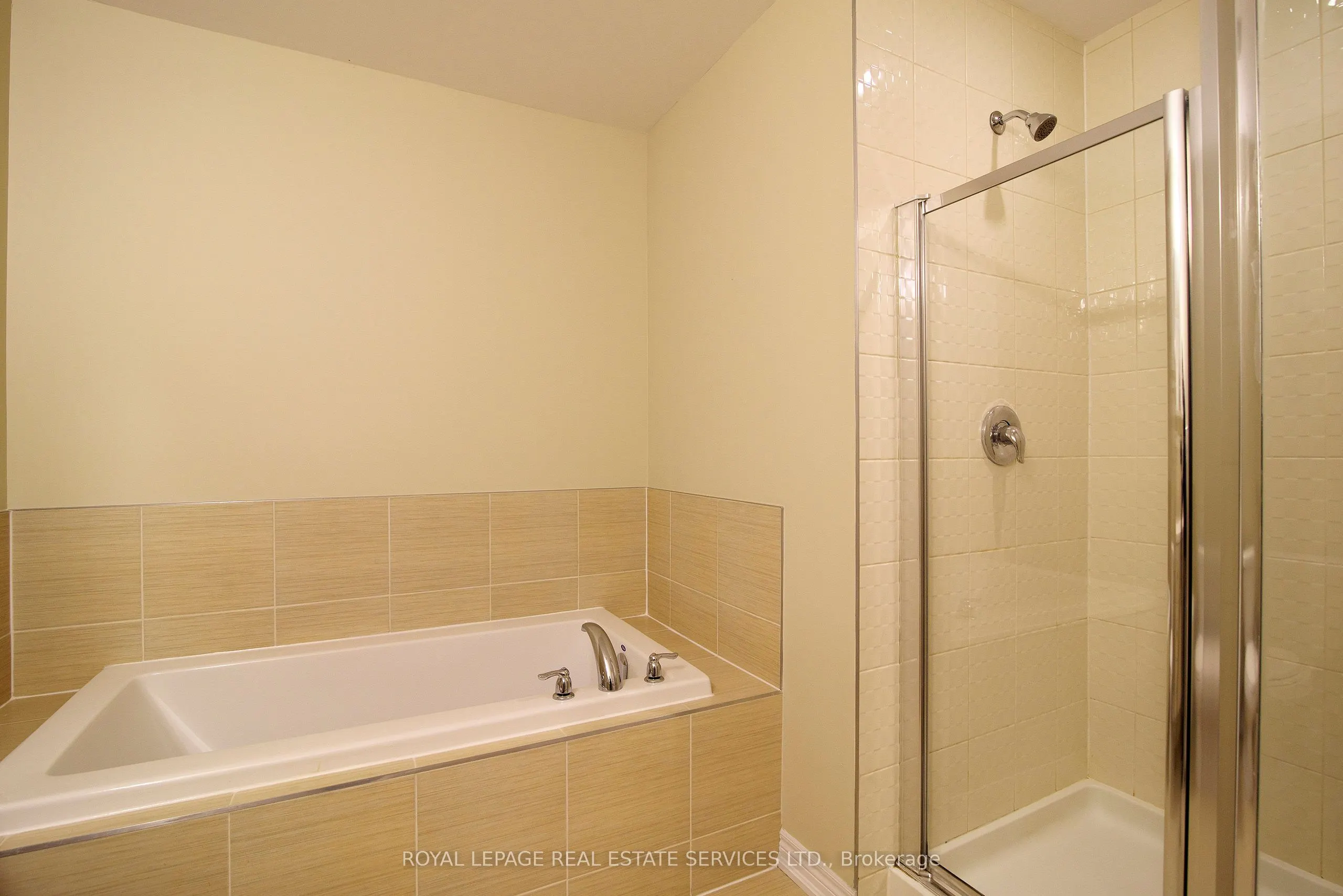 387 Alderwood Common