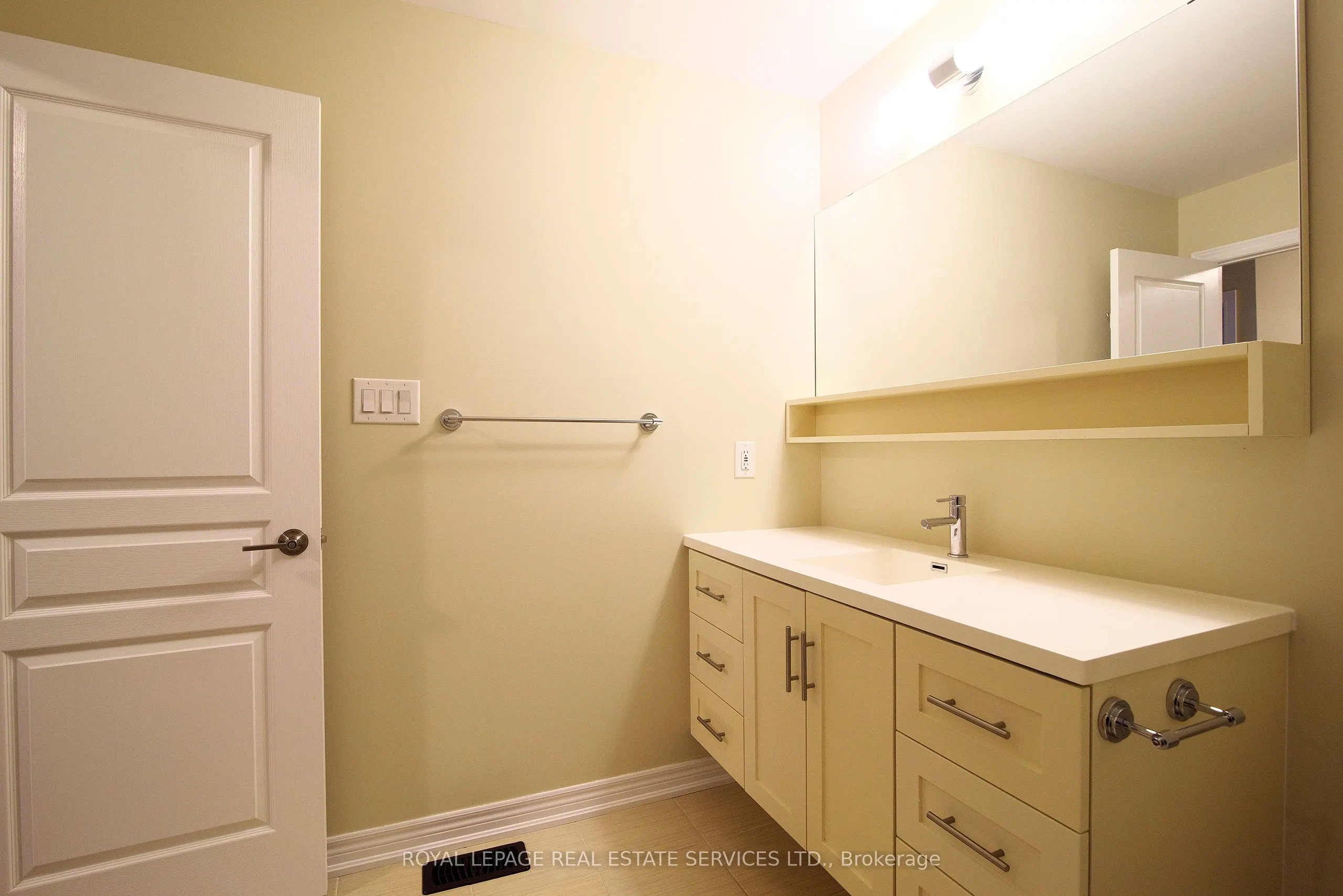 387 Alderwood Common