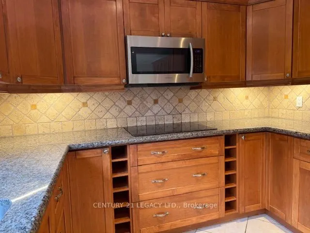 45 Panorama Crescent, #(Upper)