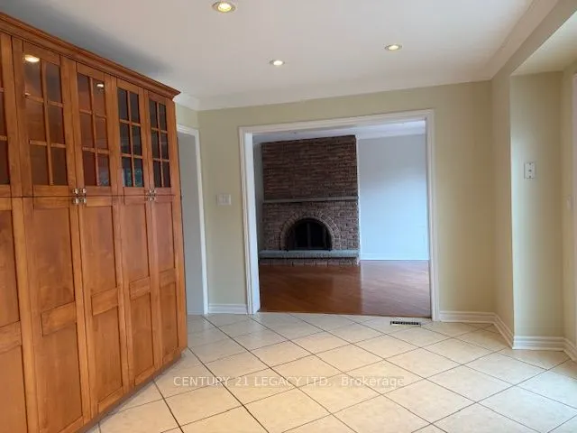 45 Panorama Crescent, #(Upper)