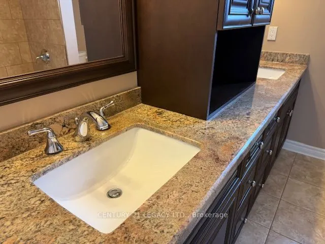 45 Panorama Crescent, #(Upper)