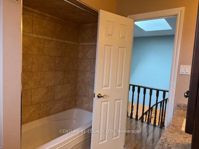 45 Panorama Crescent, #(Upper)