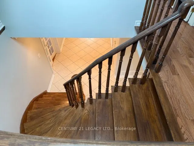 45 Panorama Crescent, #(Upper)