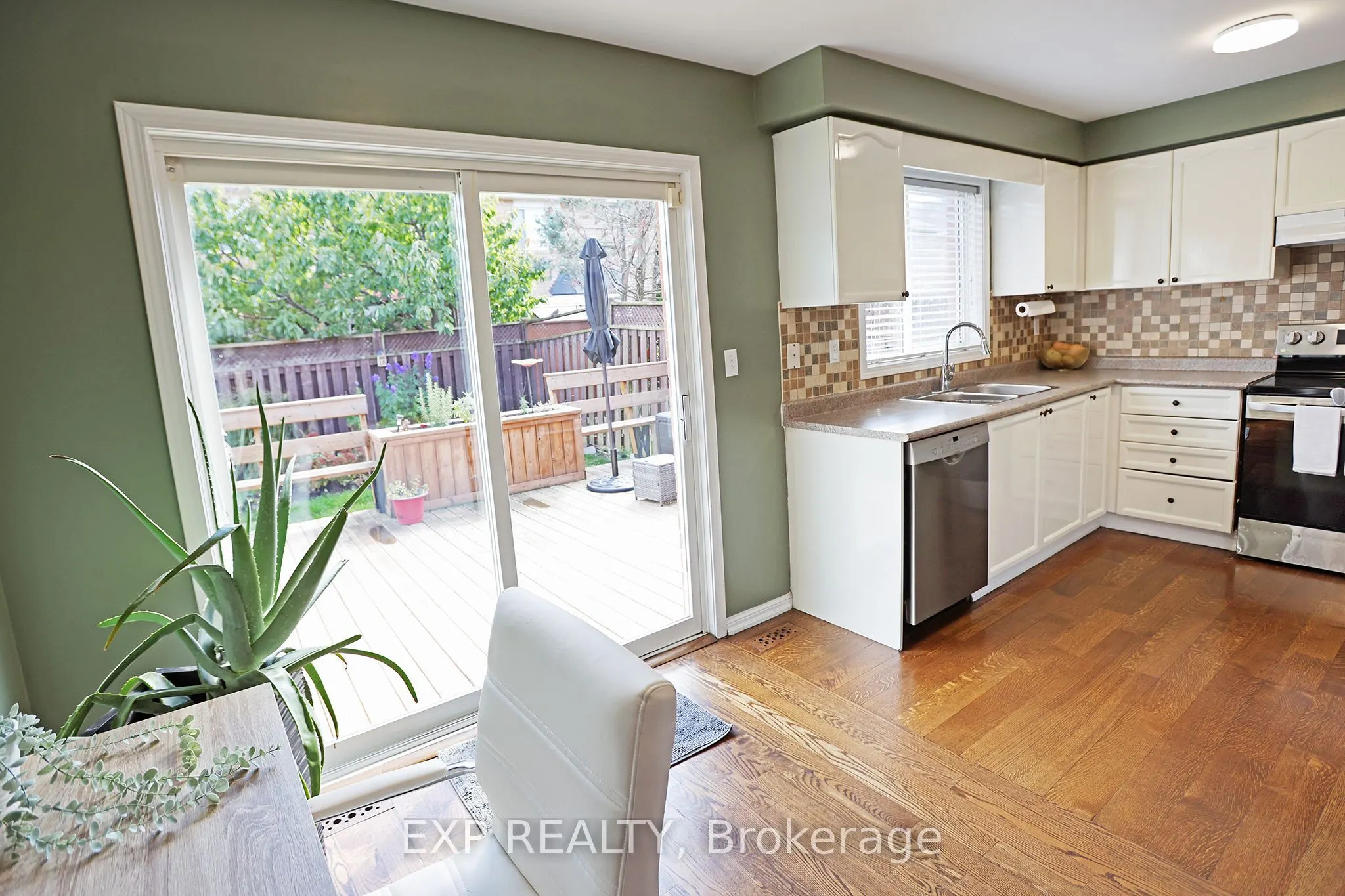 1528 Evans Terrace