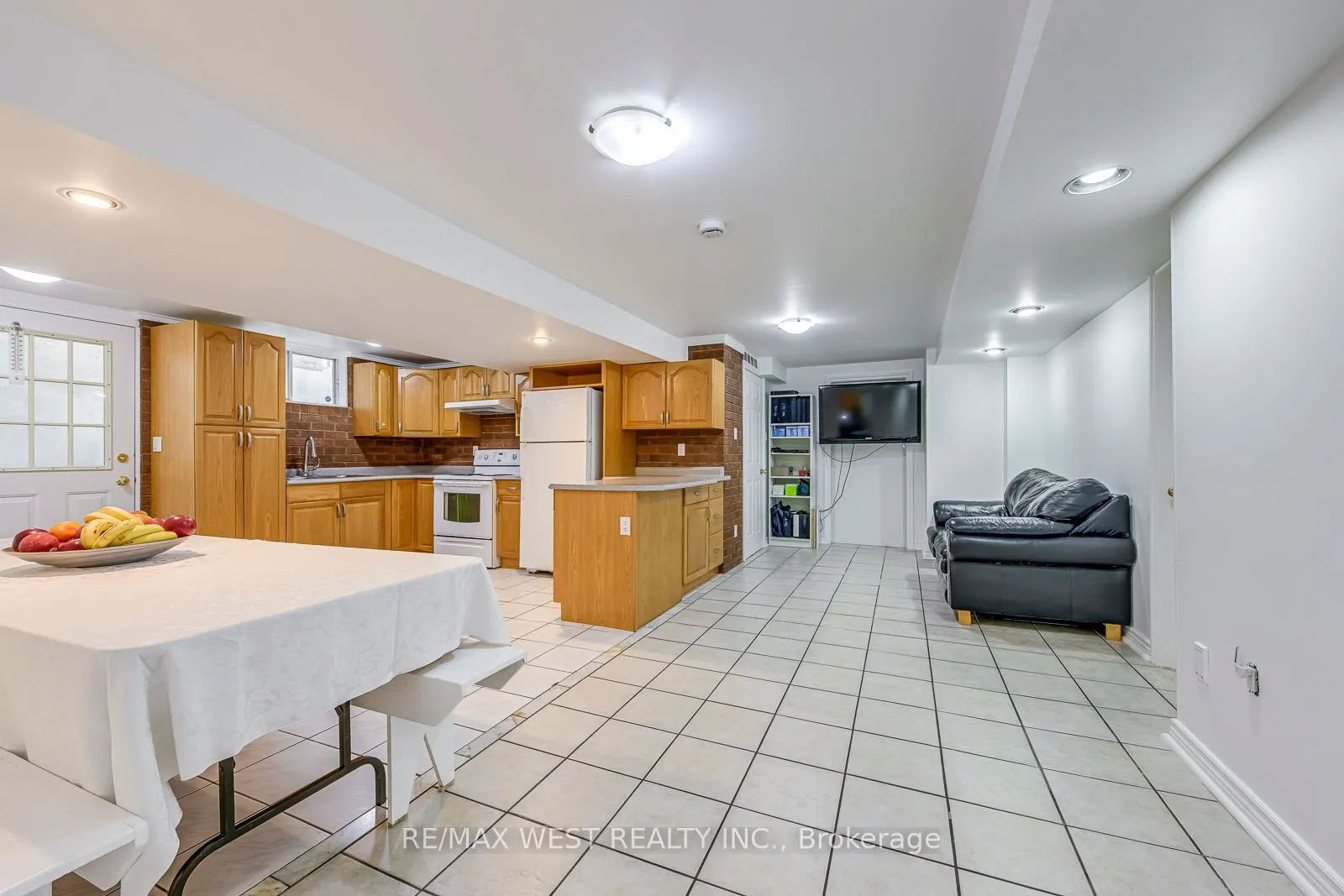 1397 Helen Court