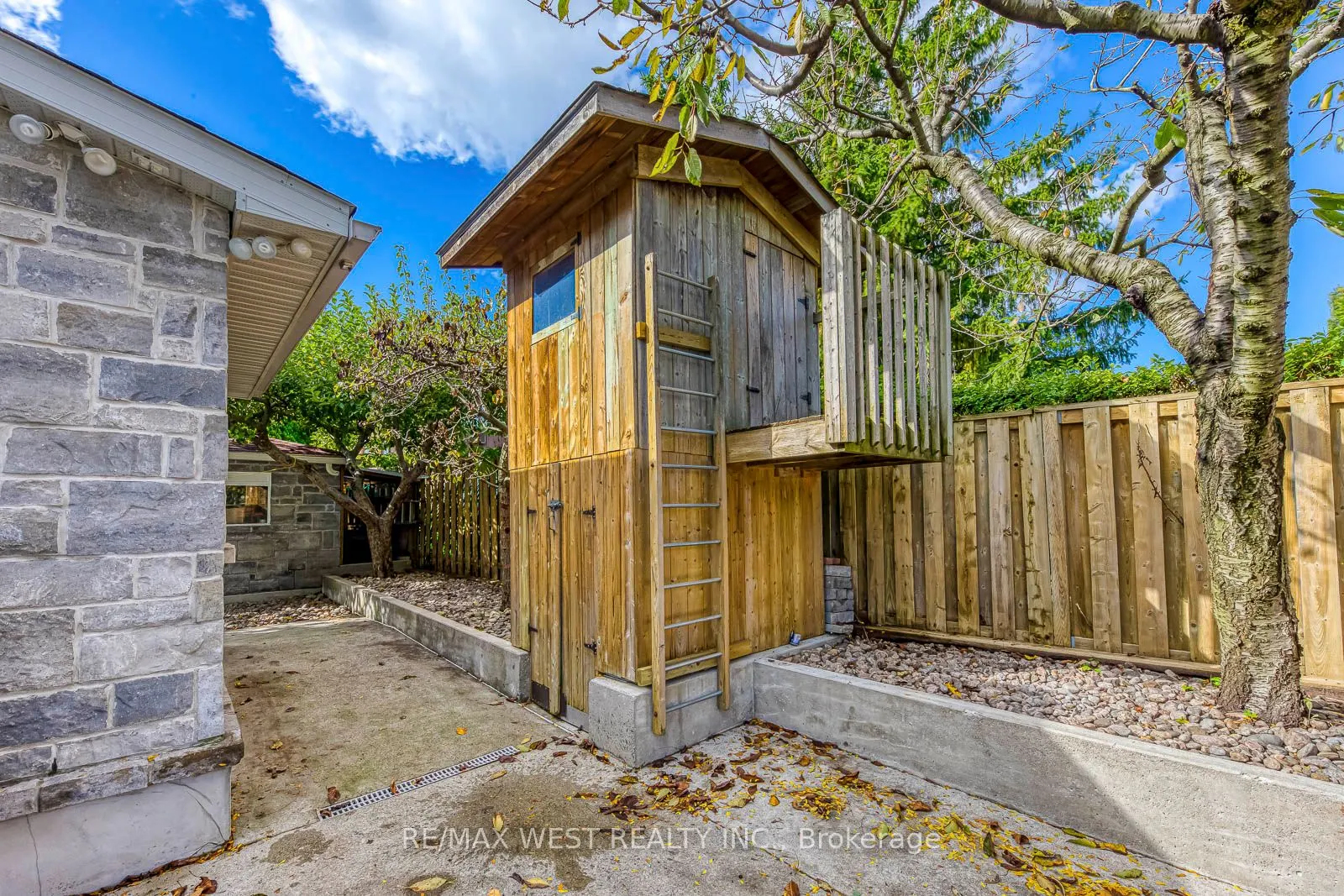 1397 Helen Court
