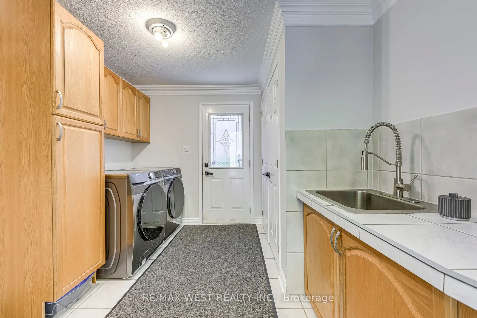 1397 Helen Court
