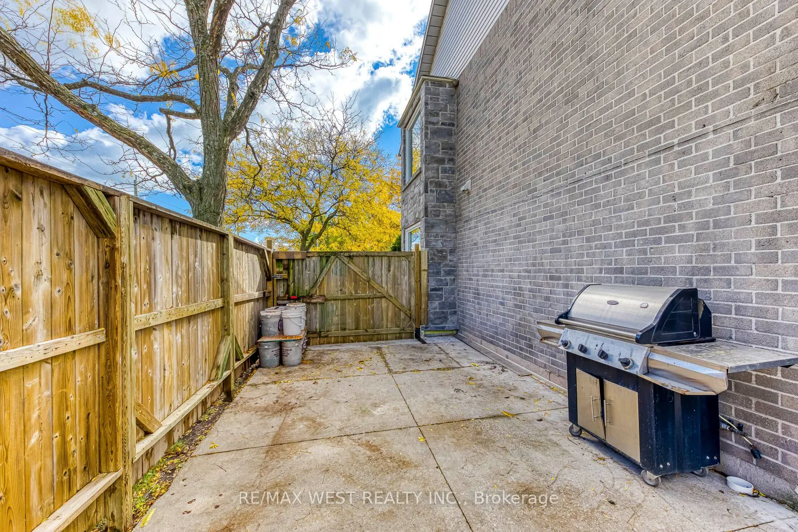 1397 Helen Court