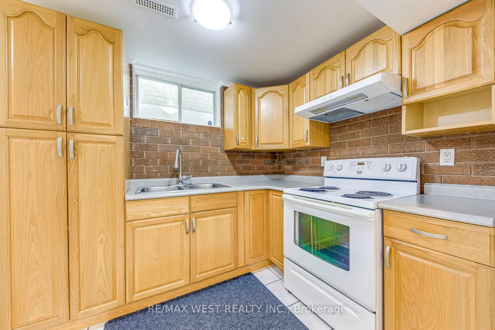 1397 Helen Court
