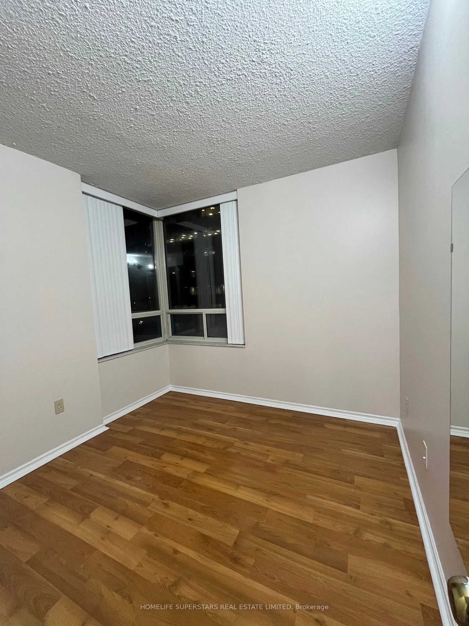 265 Enfield Place, #804