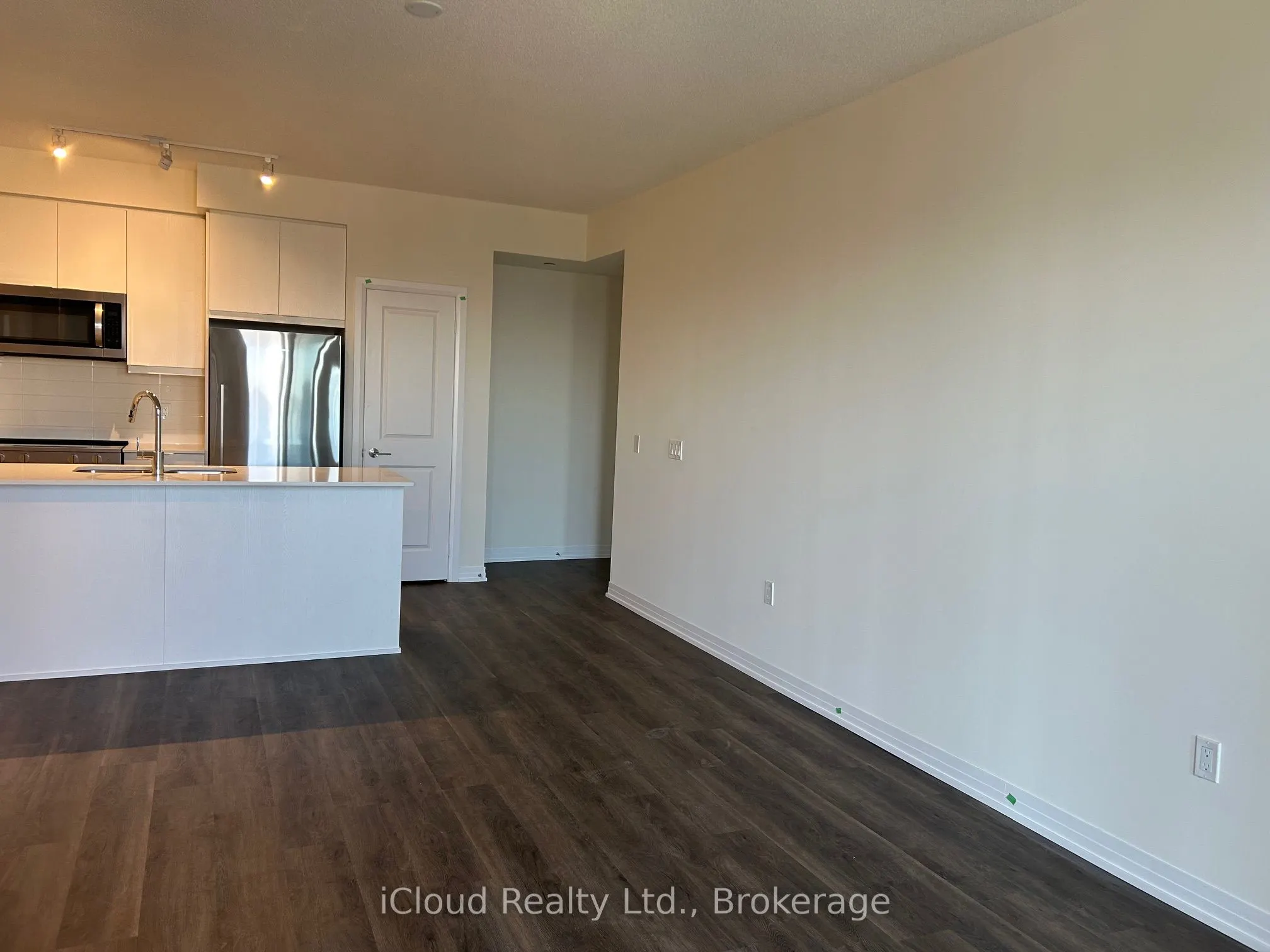 15 Watergarden Drive, #1610