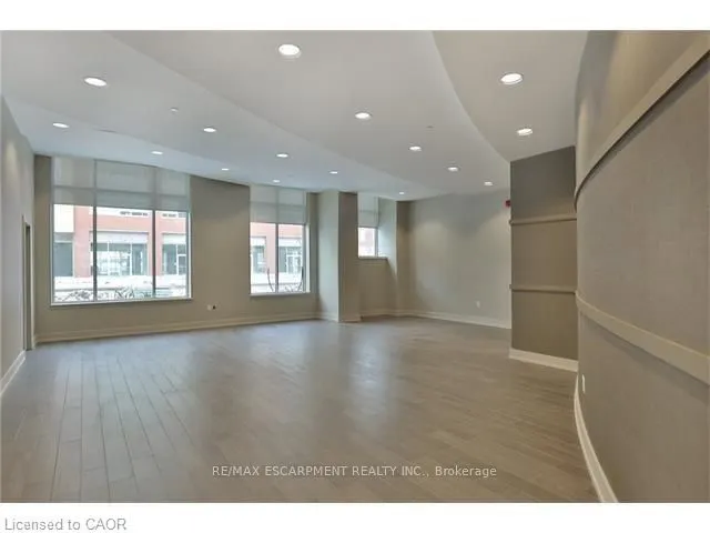 216 Oak Park Boulevard, #213