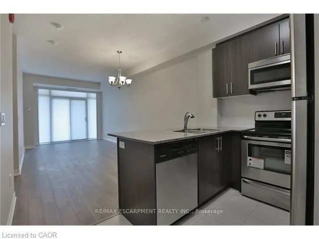 216 Oak Park Boulevard, #213