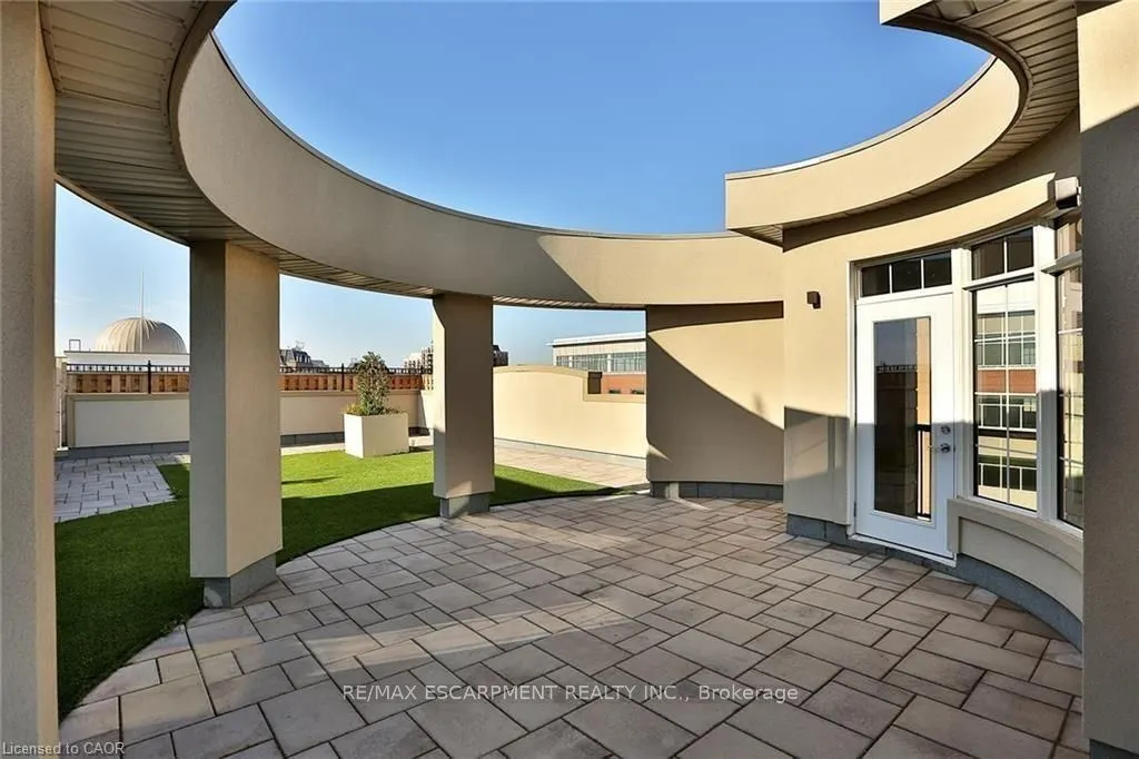 216 Oak Park Boulevard, #213