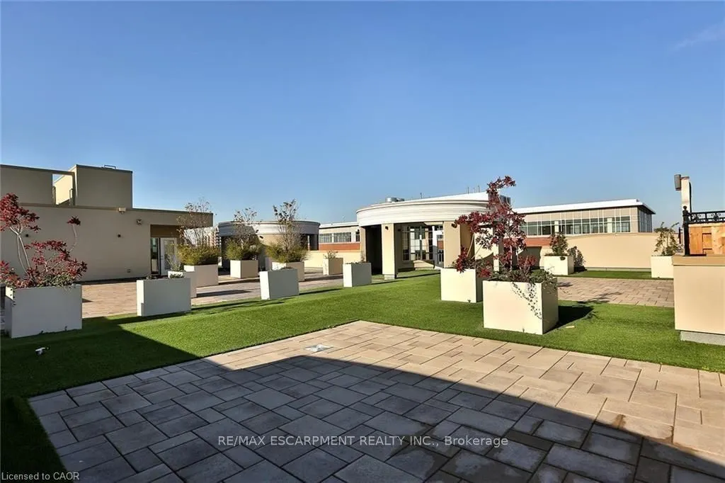 216 Oak Park Boulevard, #213