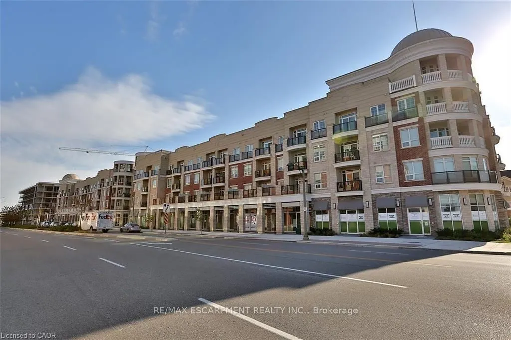 216 Oak Park Boulevard, #213