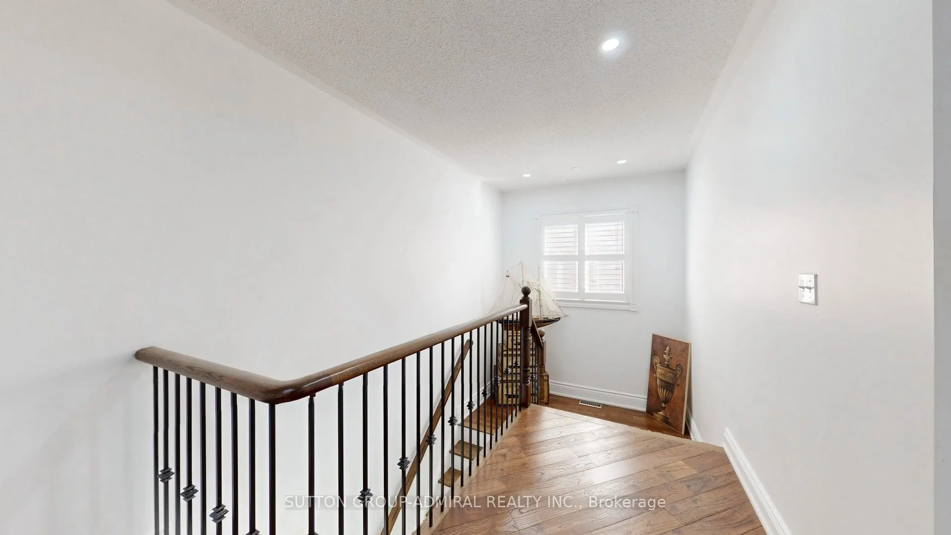 37 Donwoods Court