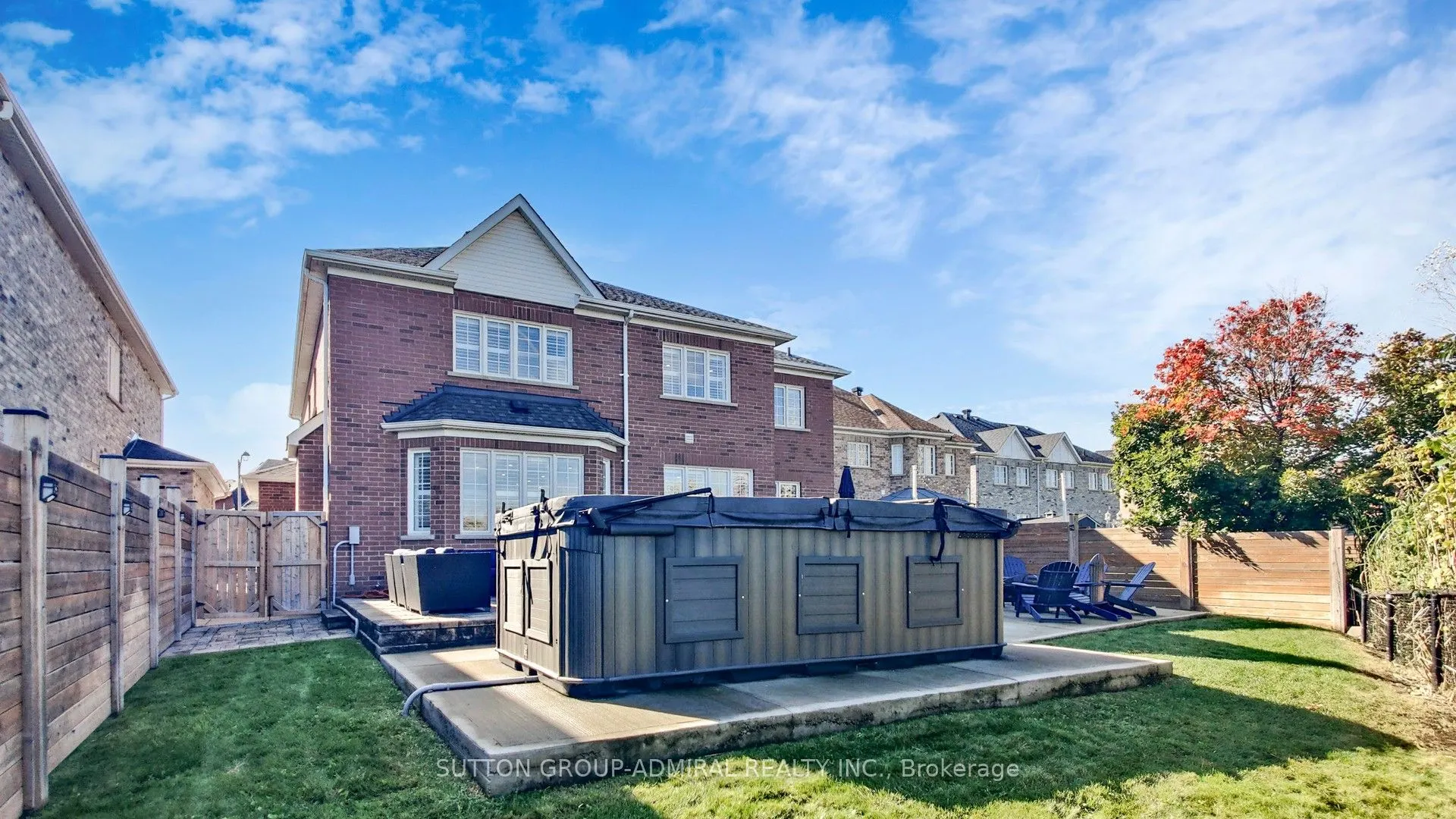 37 Donwoods Court