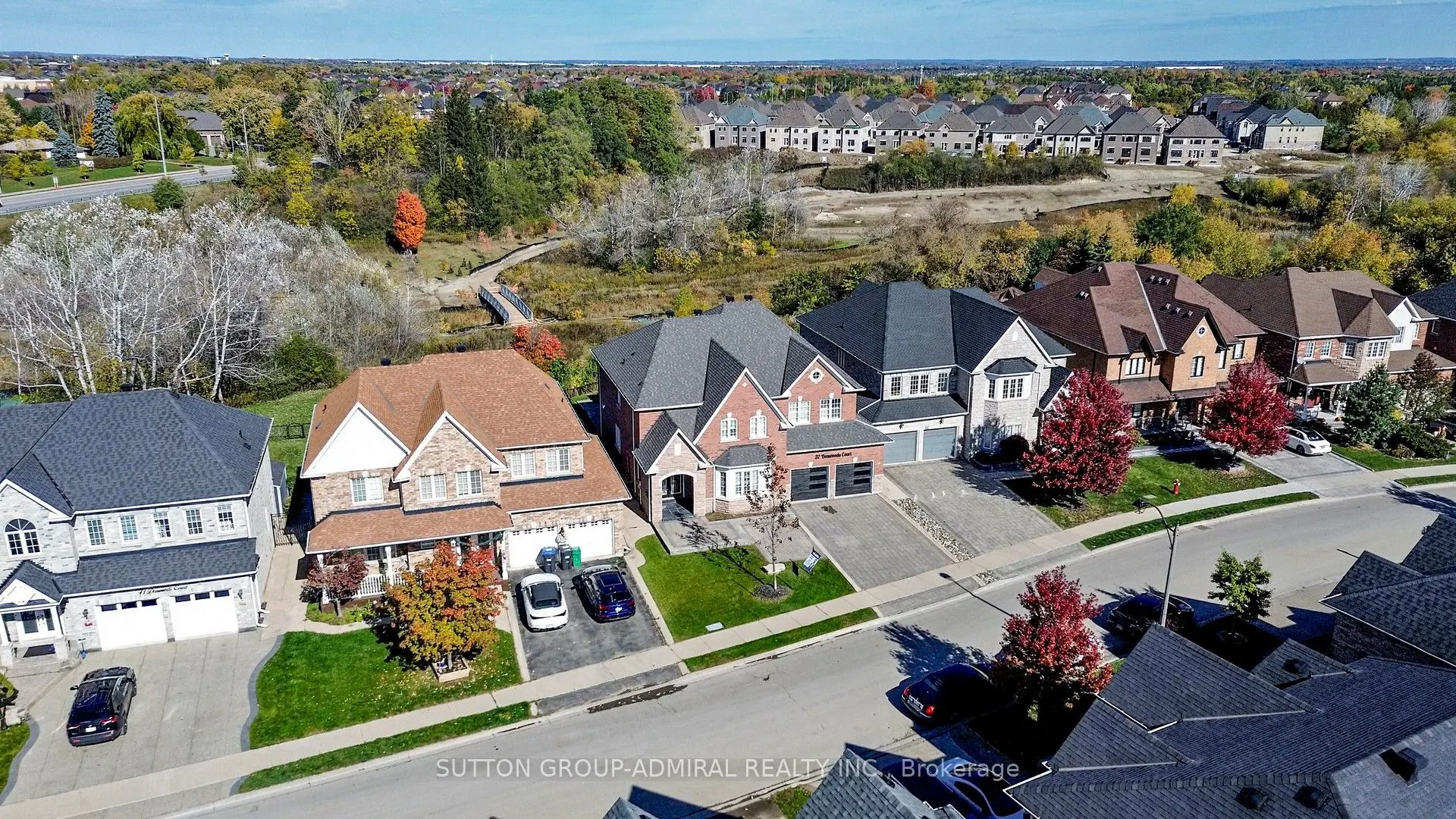 37 Donwoods Court