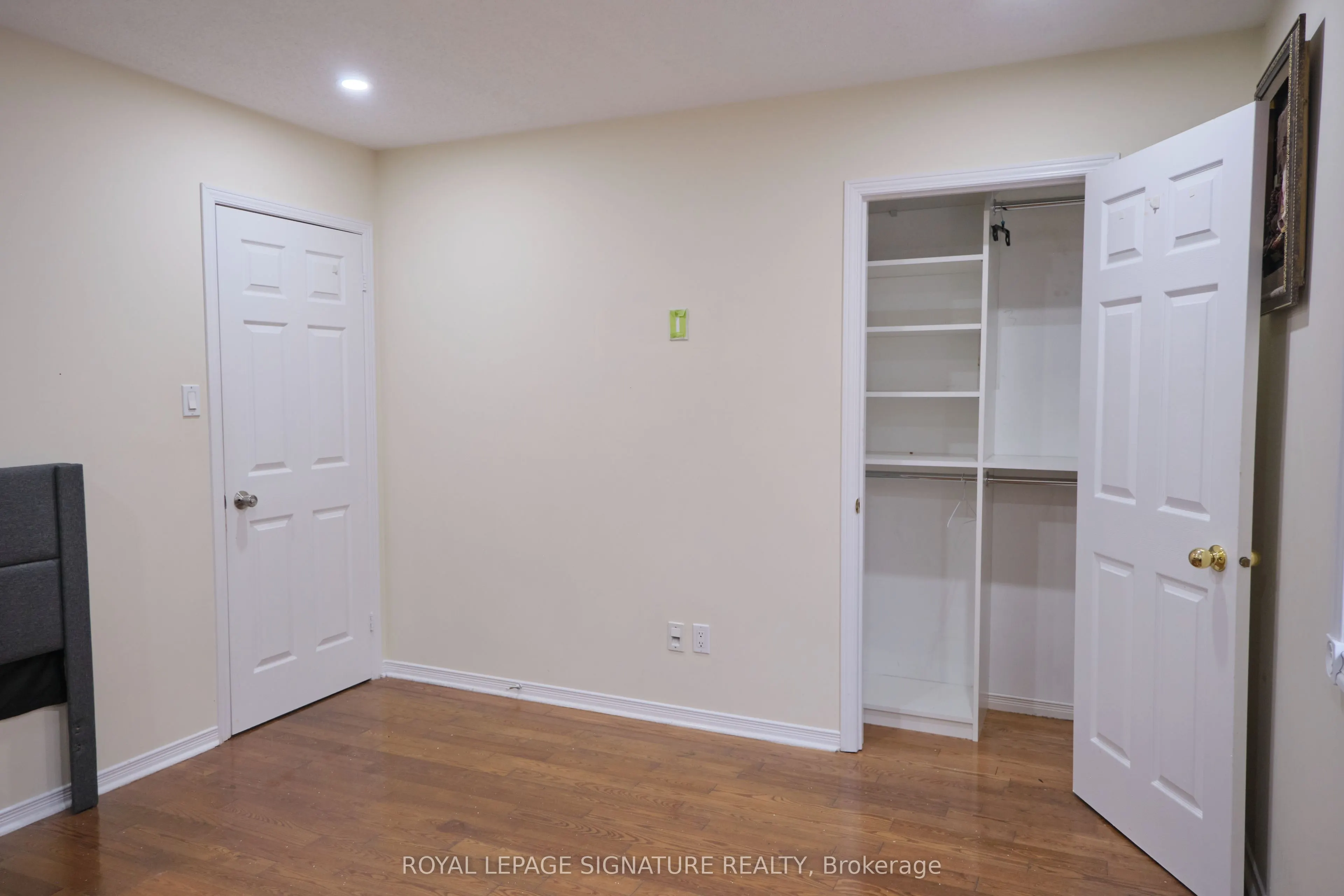 12 Pacific Wind Crescent, #Upper
