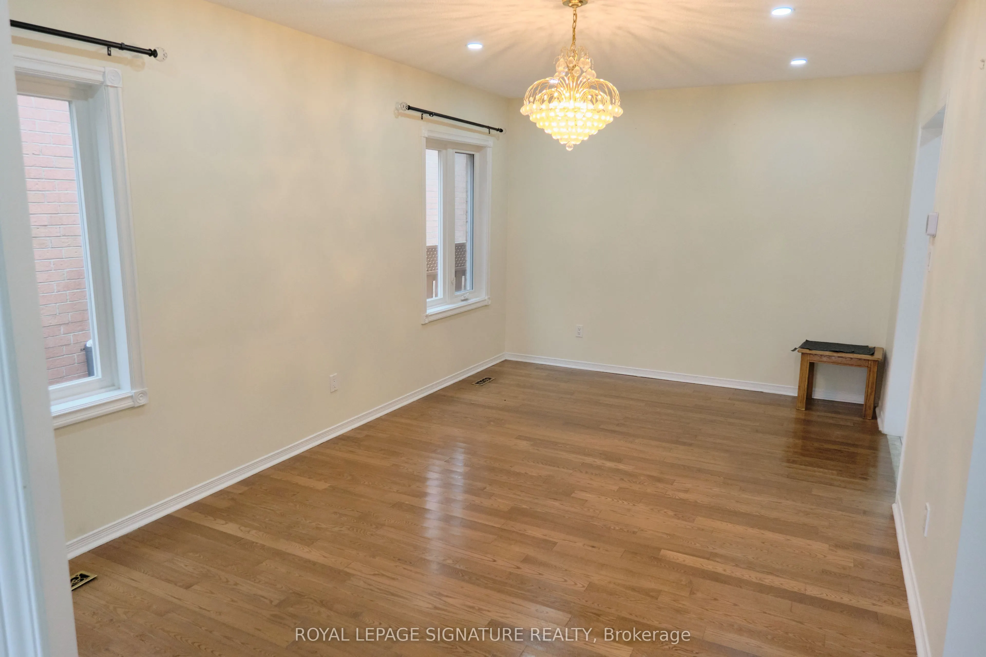 12 Pacific Wind Crescent, #Upper