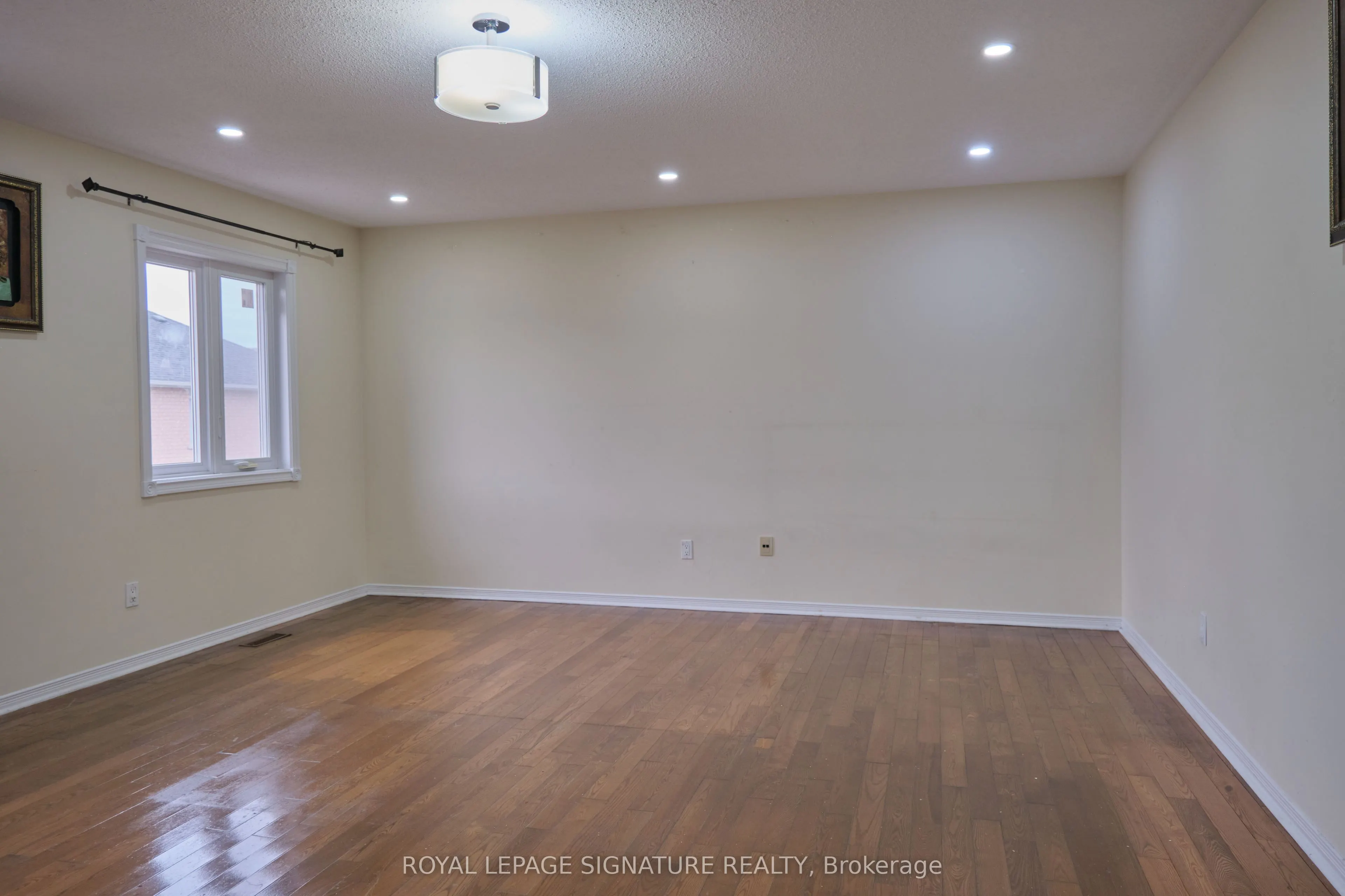 12 Pacific Wind Crescent, #Upper