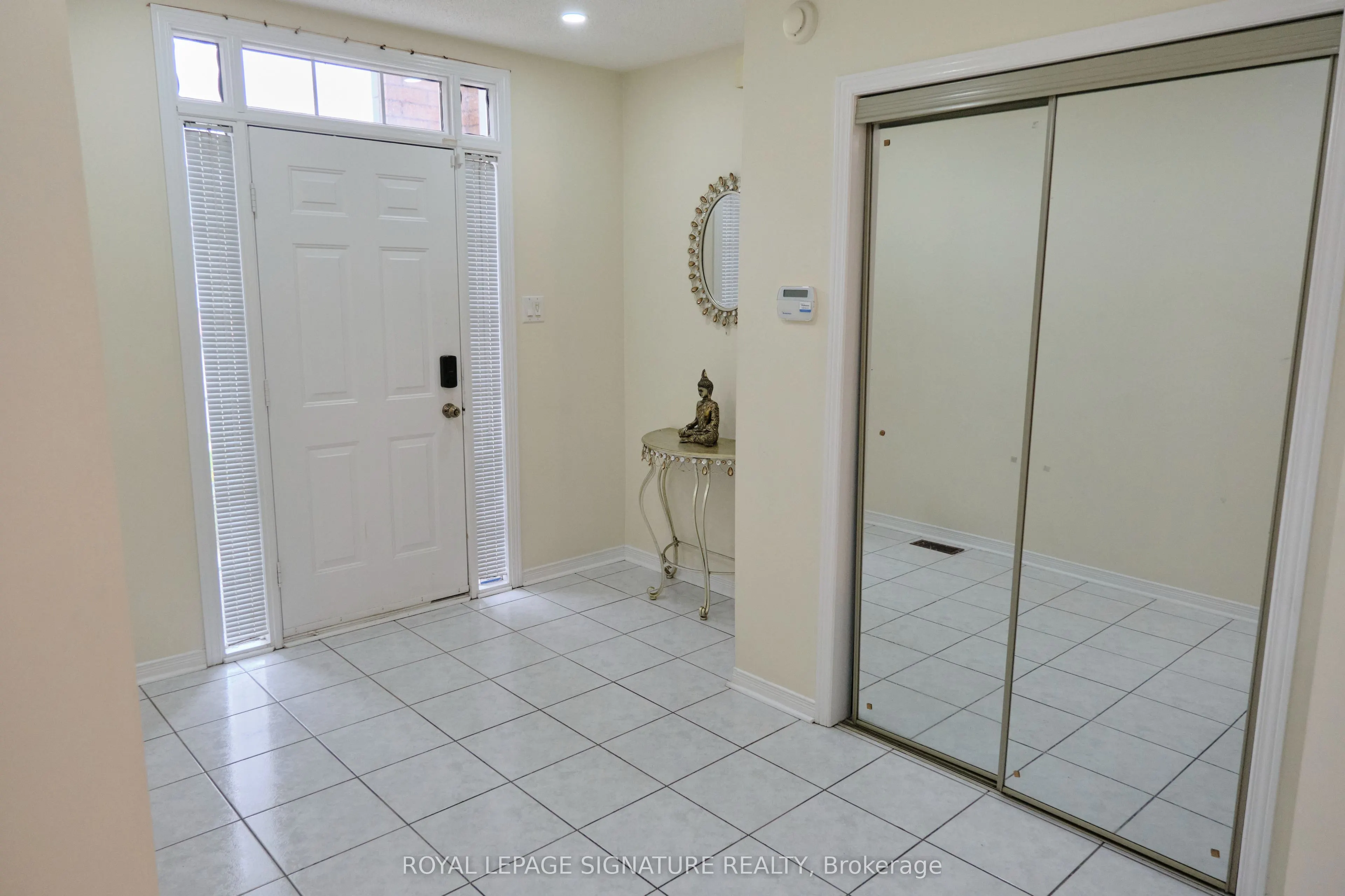 12 Pacific Wind Crescent, #Upper