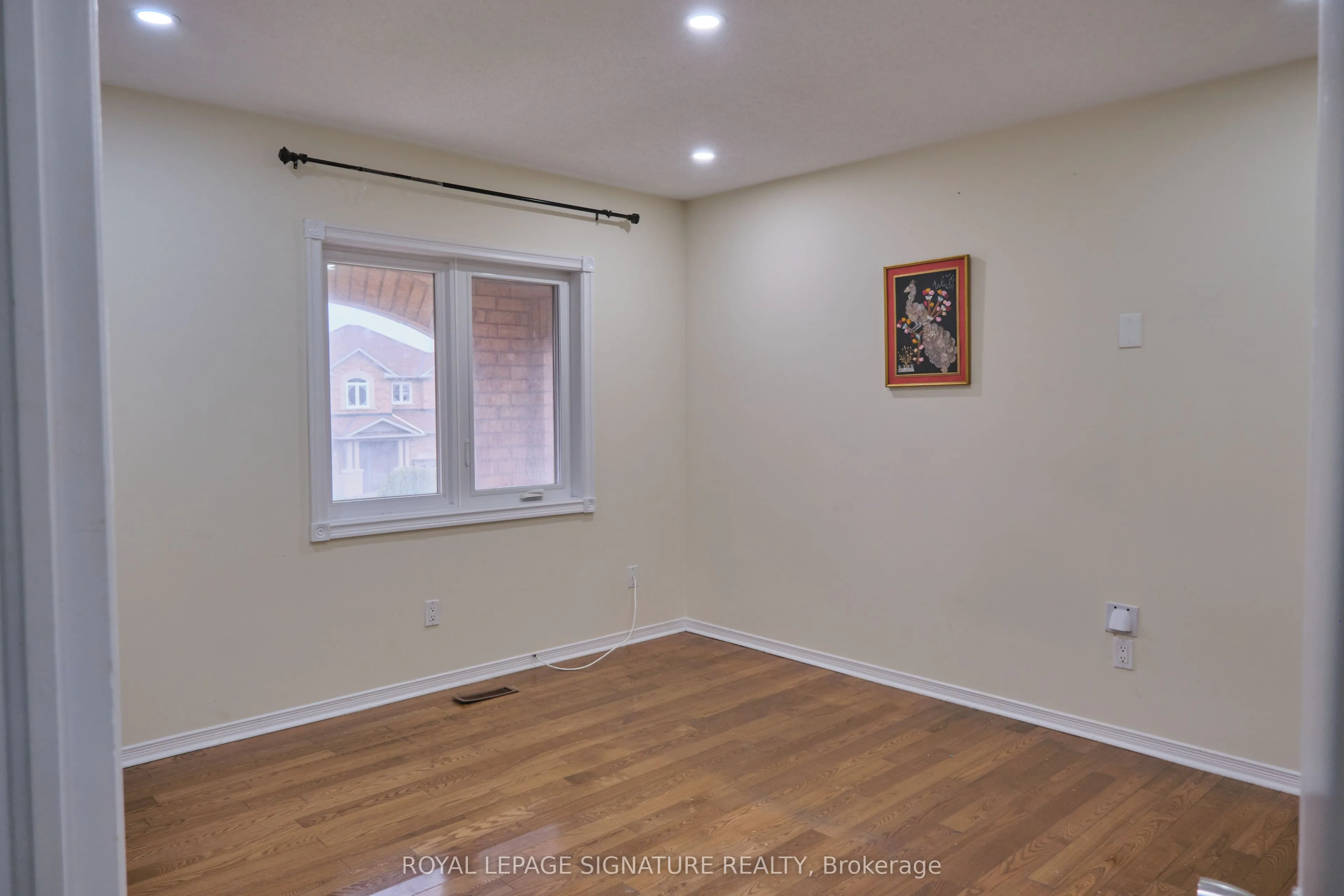 12 Pacific Wind Crescent, #Upper