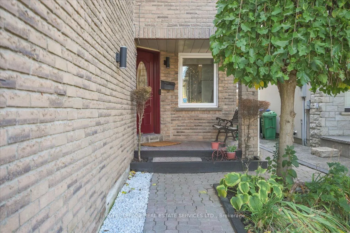 4336 Lee Drive