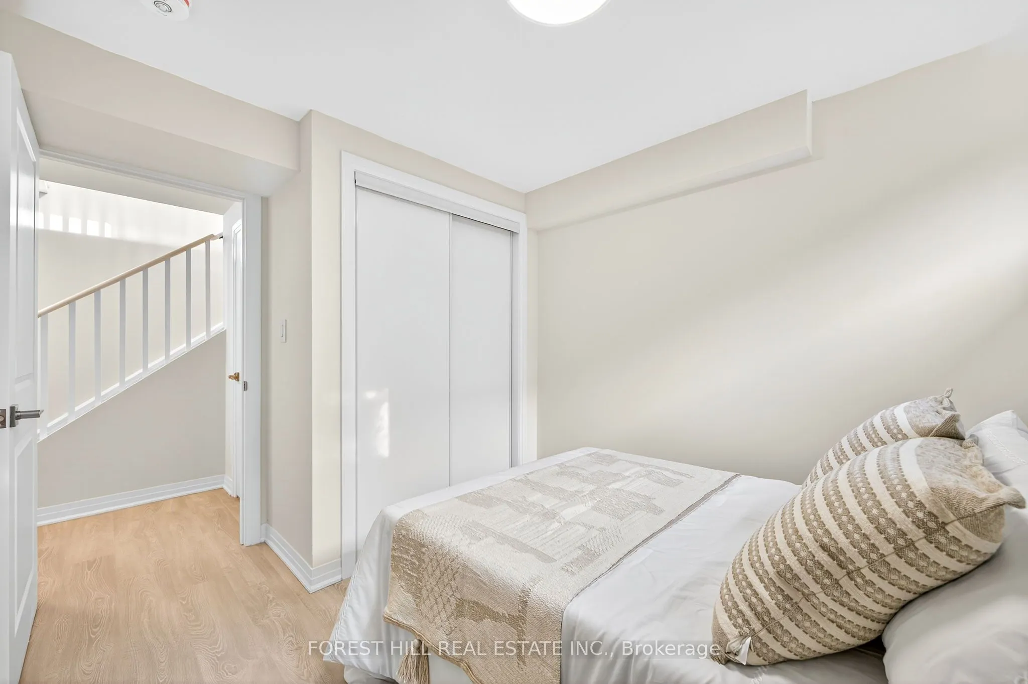 31 Harrow Drive, #R