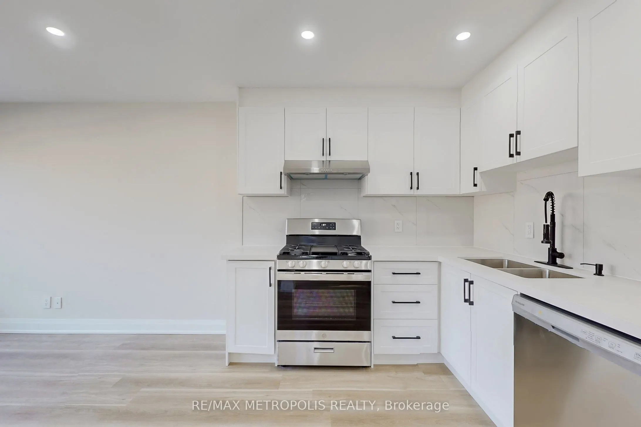 85 Primula Crescent, #MAIN
