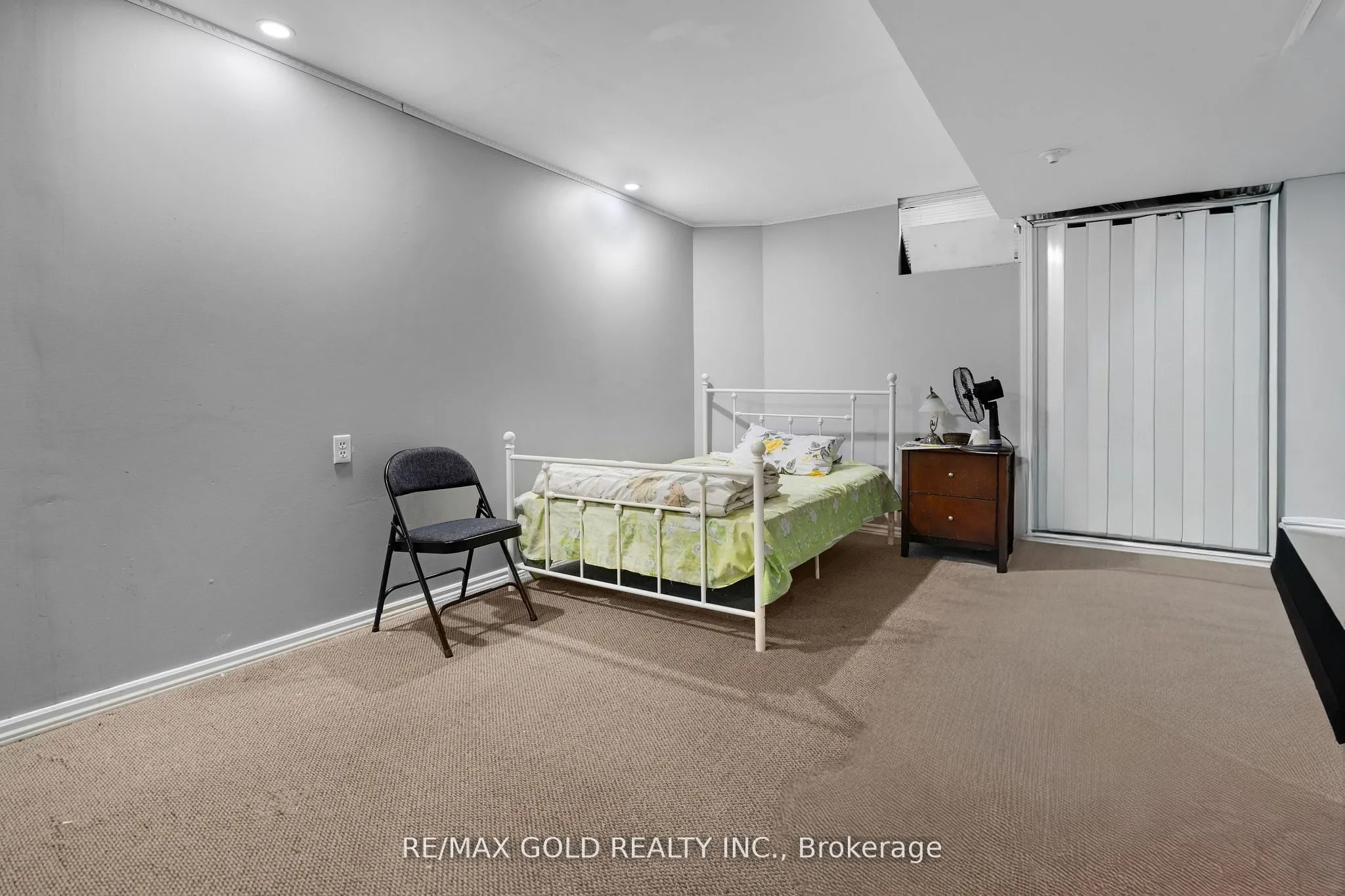 41 Fallstar Crescent