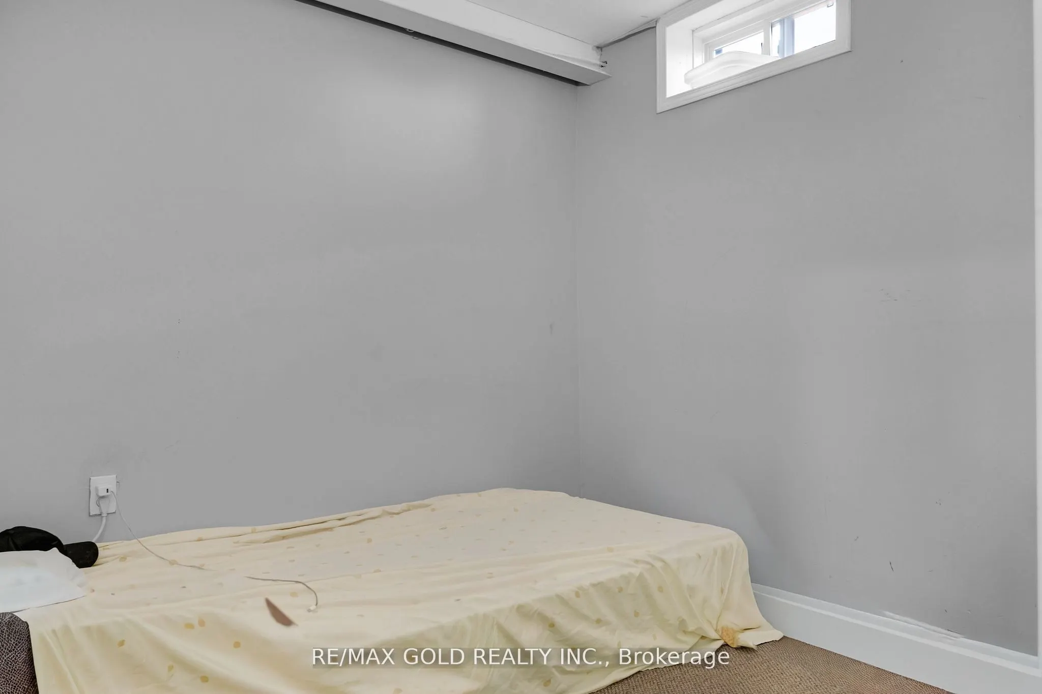 41 Fallstar Crescent