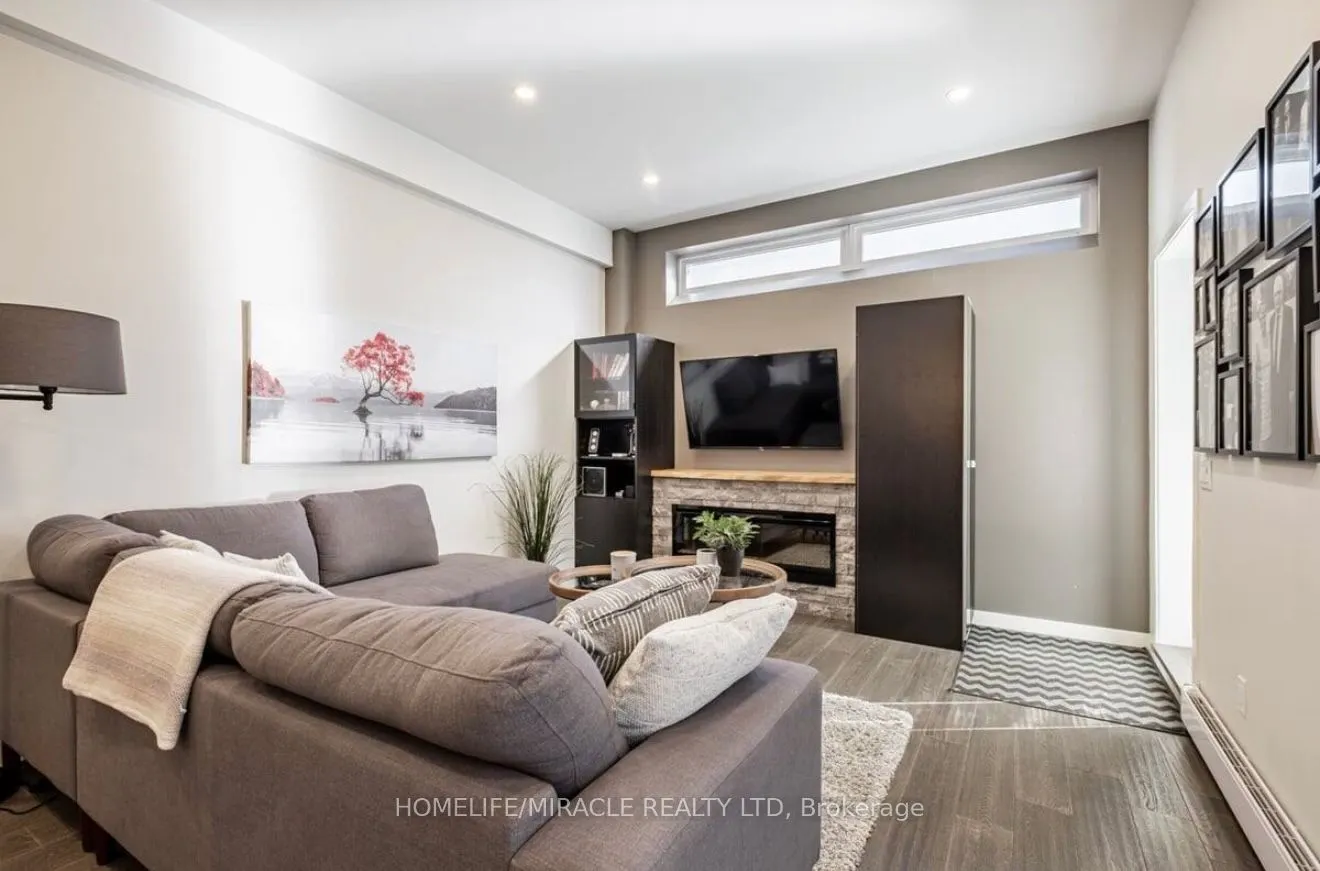 51 McMurray Avenue, #Laneway Suite
