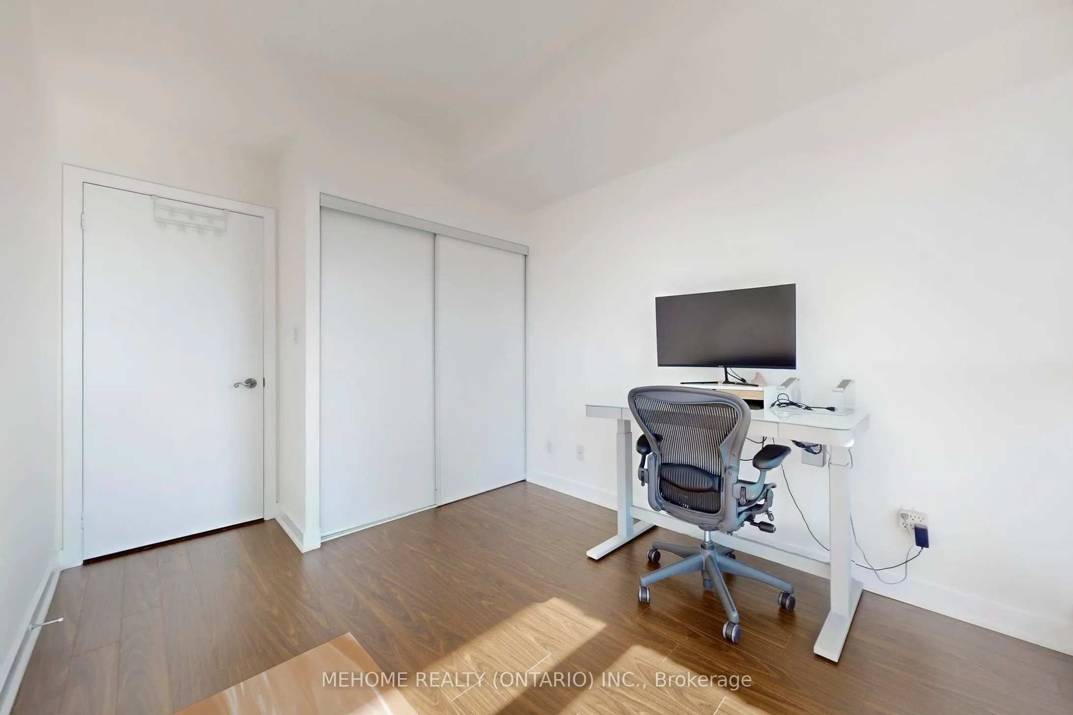 4065 Brickstone Mews, #806