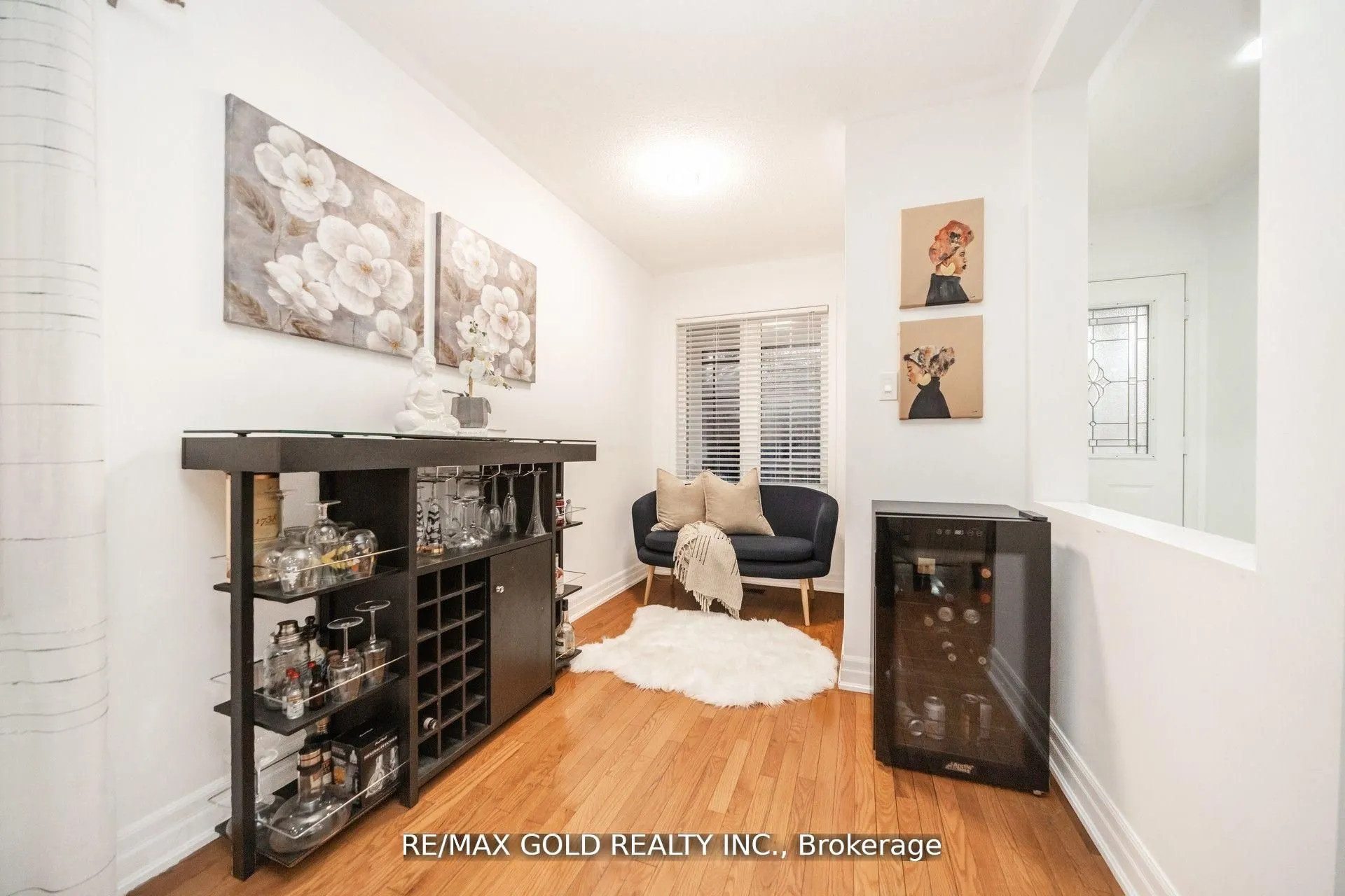 36 Roxton Crescent N