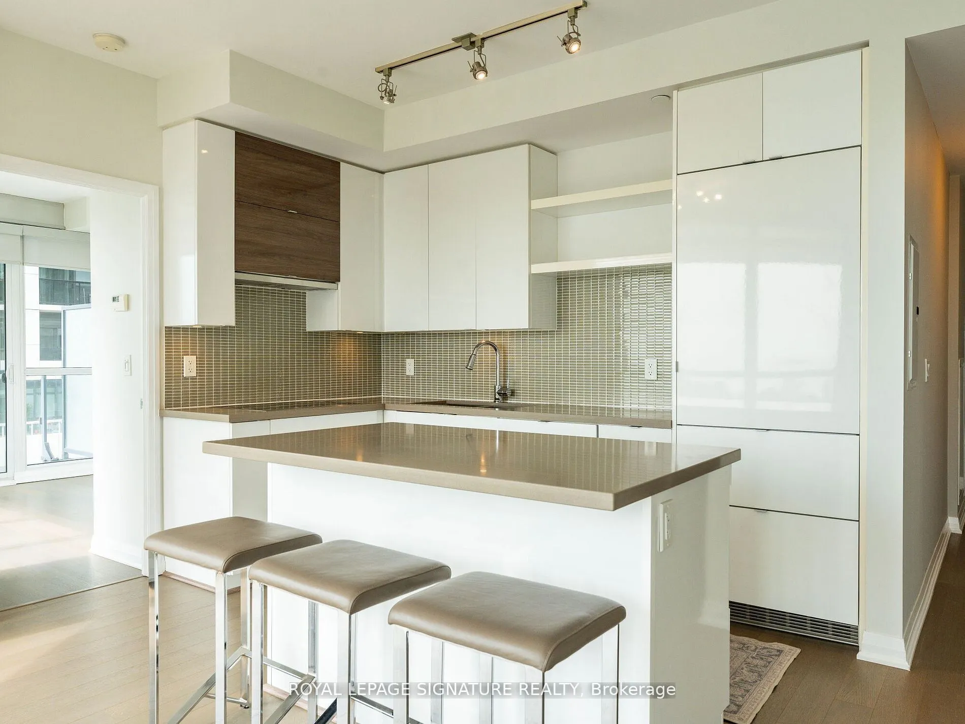 59 Annie Craig Drive, #704
