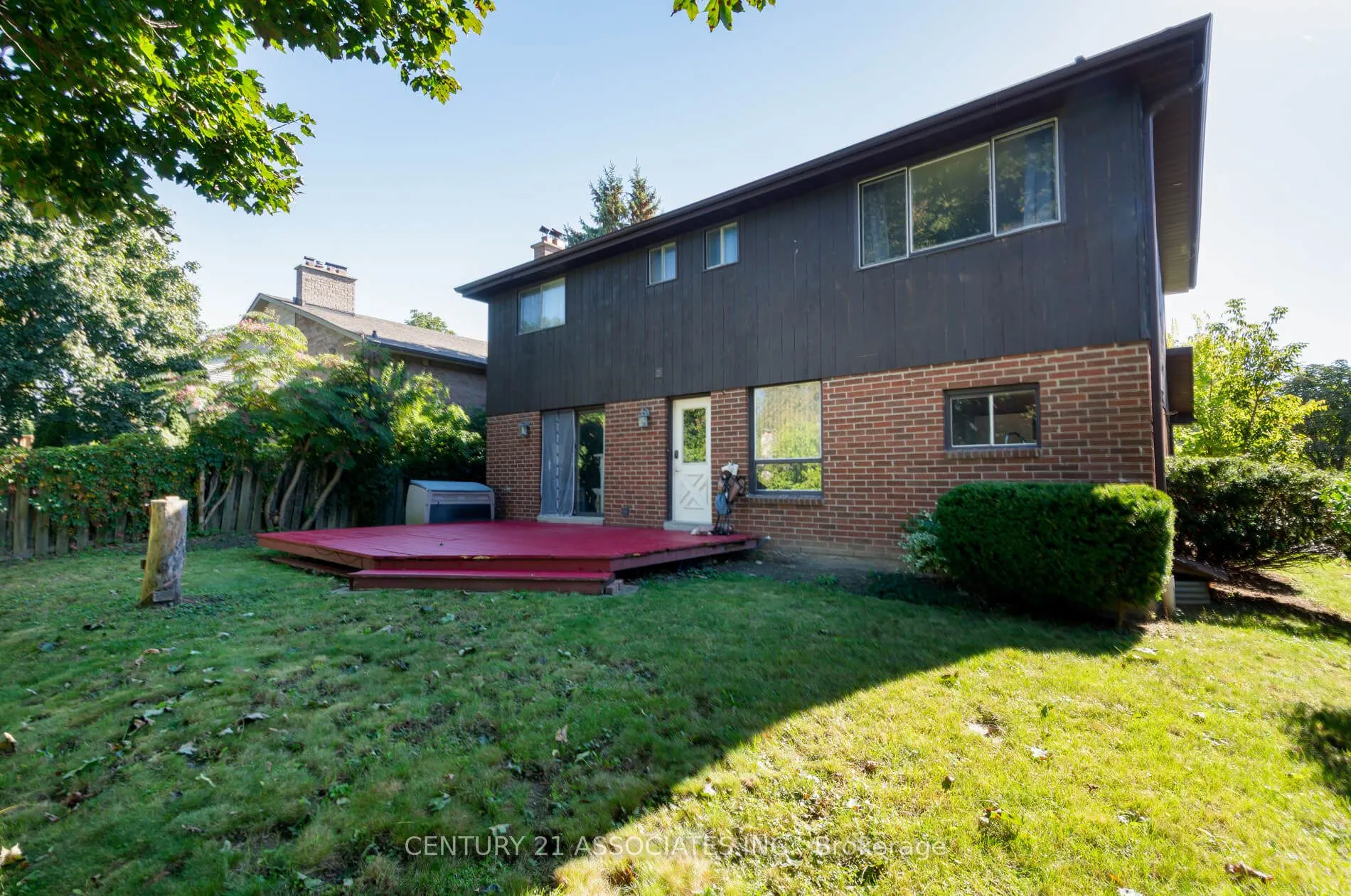 120 Elgin Drive