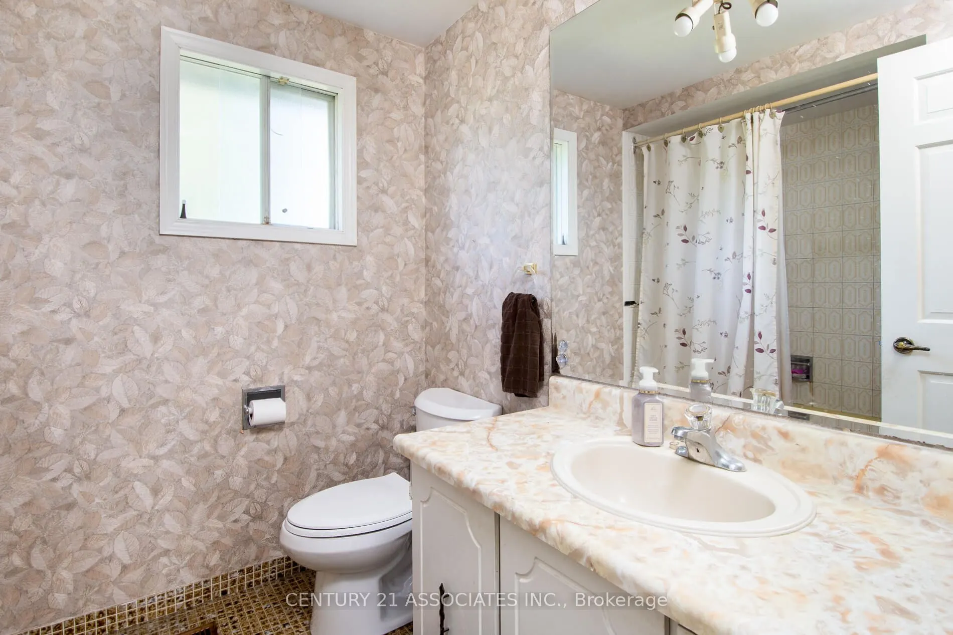 120 Elgin Drive