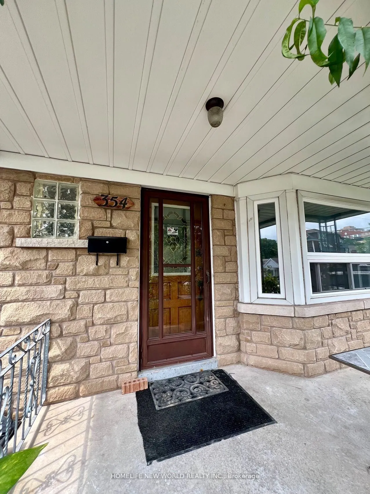 354 Kane Avenue, #Upper