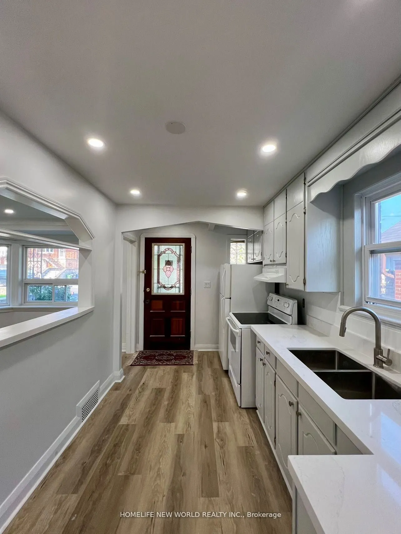 354 Kane Avenue, #Upper