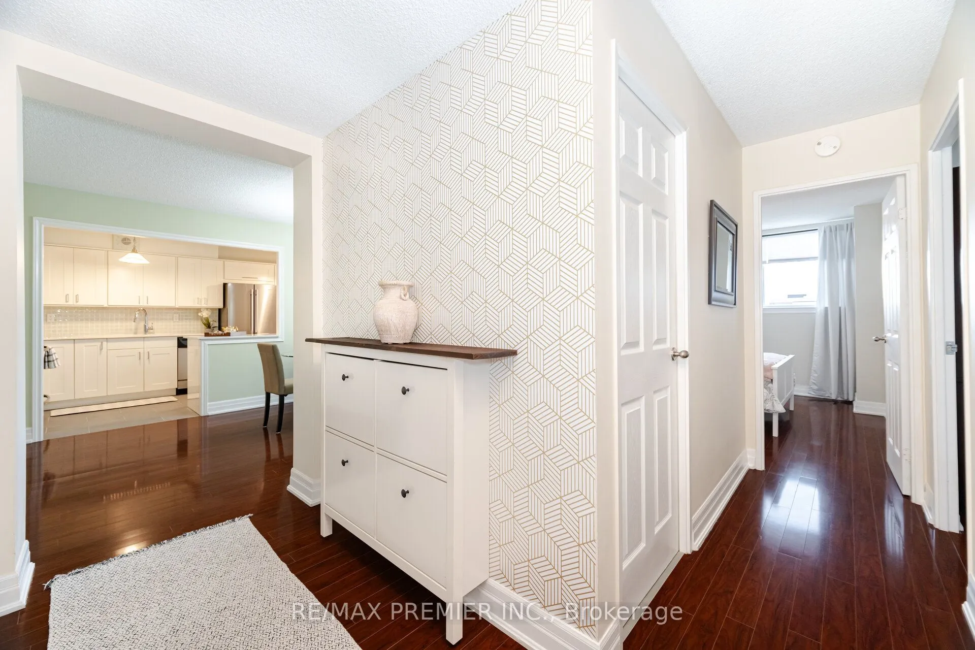 270 Scarlett Road, #1905