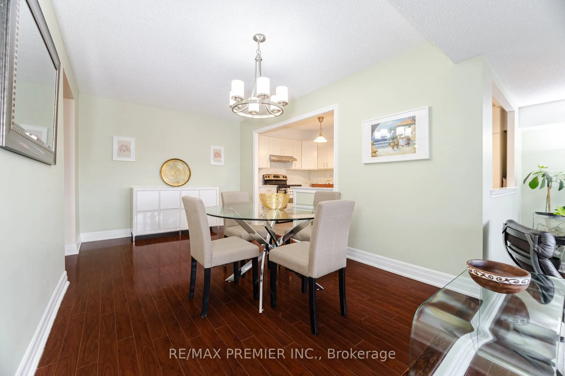 270 Scarlett Road, #1905