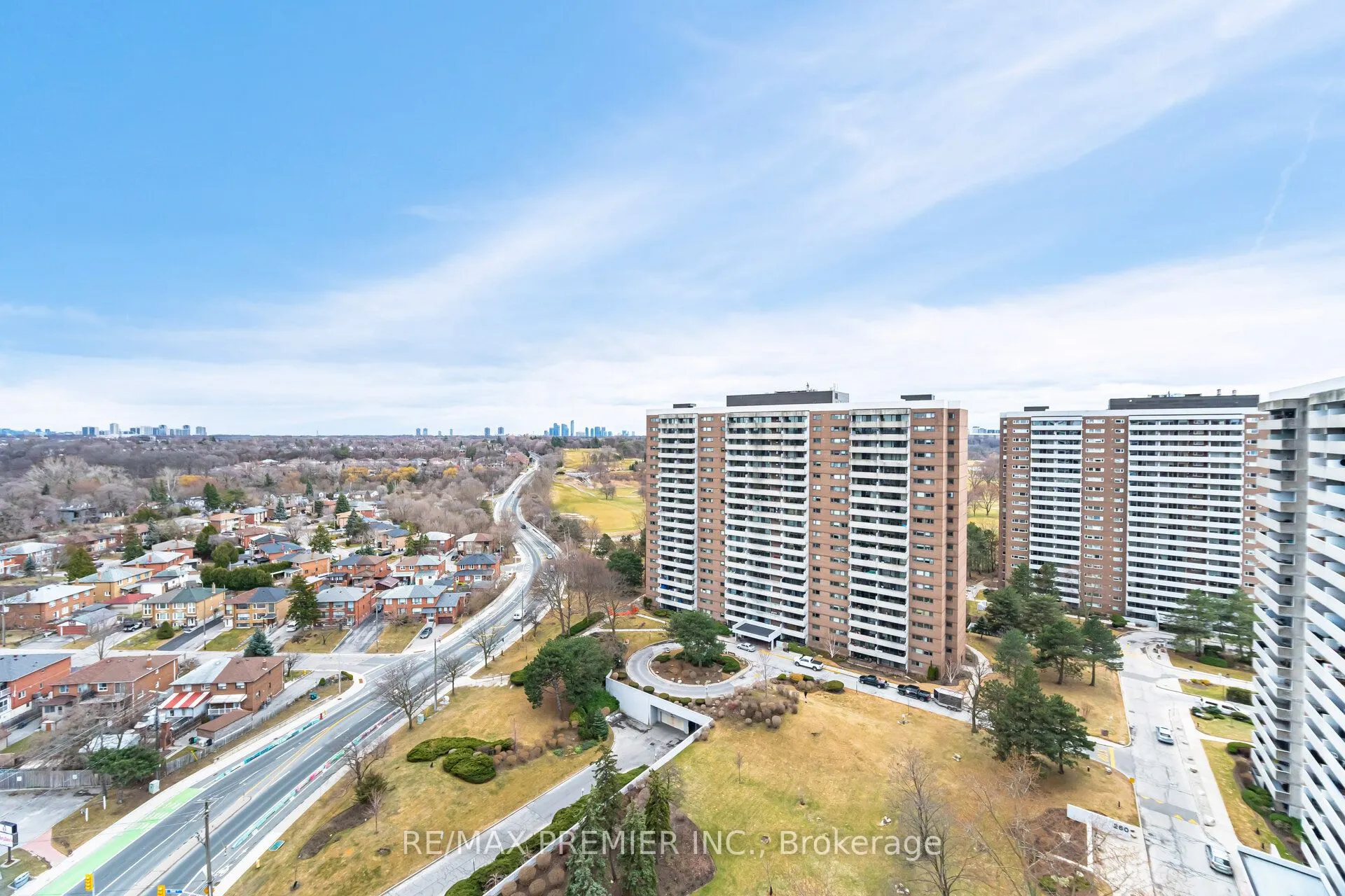270 Scarlett Road, #1905