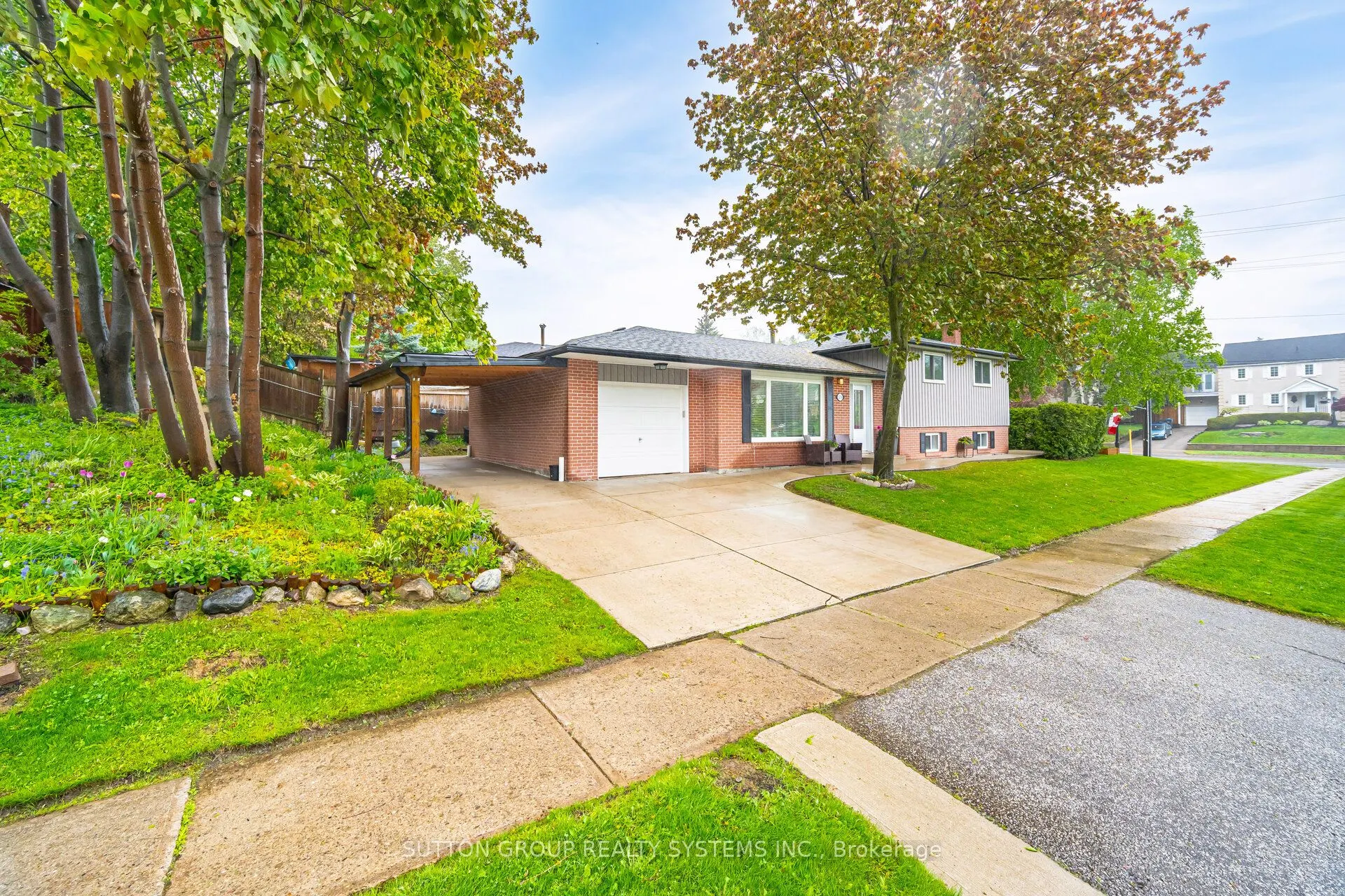 175 Connaught Crescent