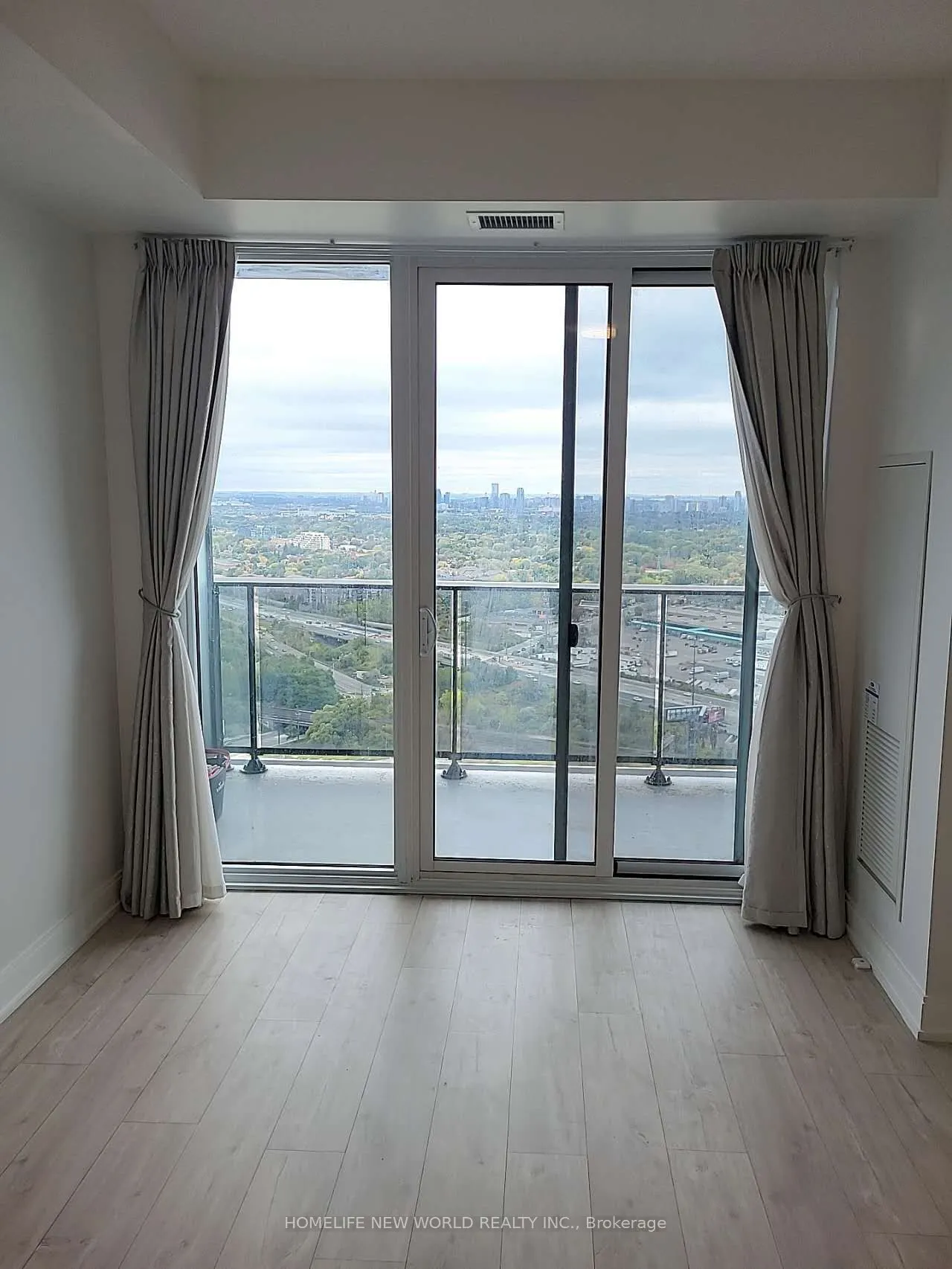 70 Annie Craig Drive, #3909