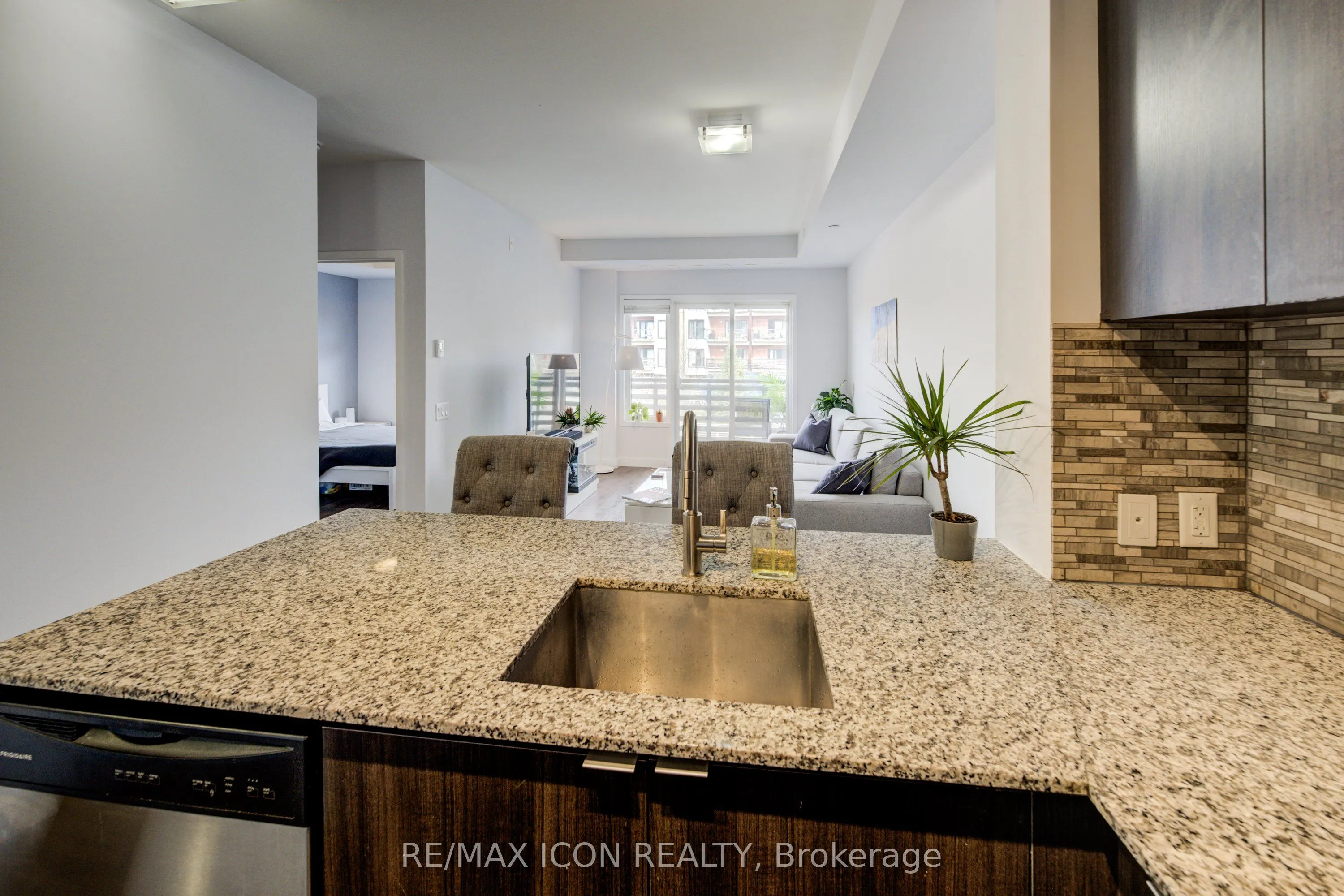 5005 Harvard Road, #201