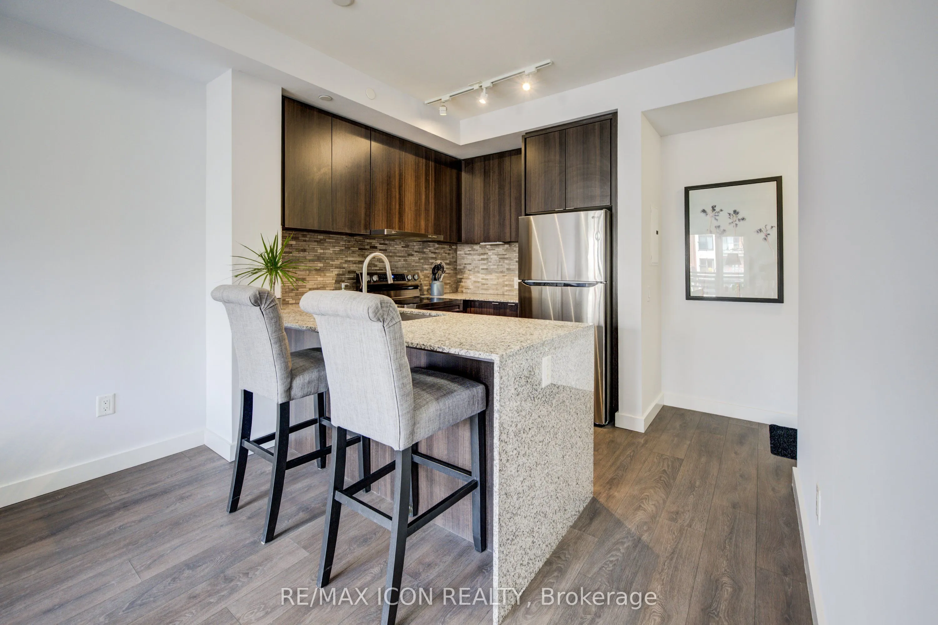5005 Harvard Road, #201