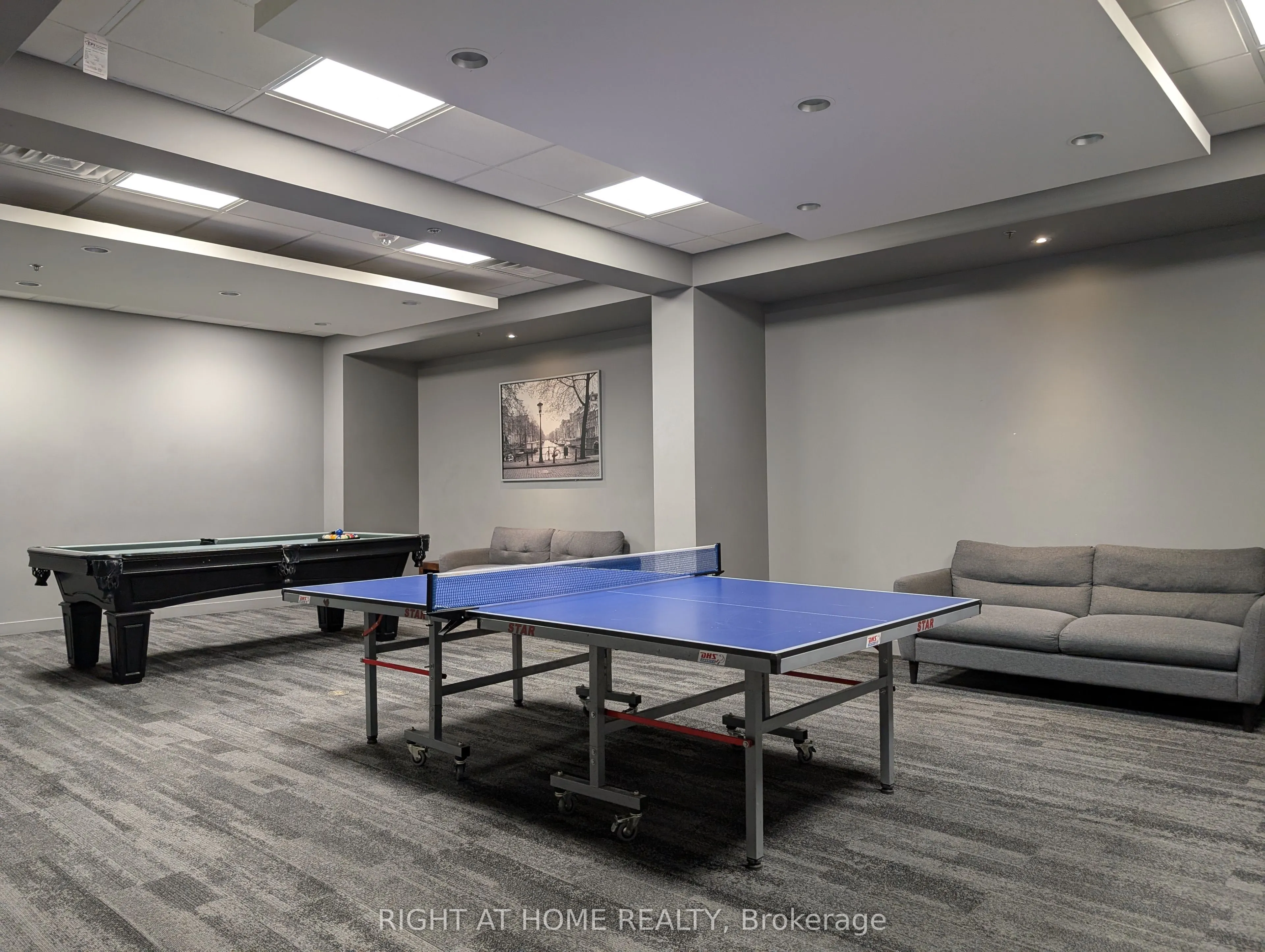 38 Joe Shuster Way, #825
