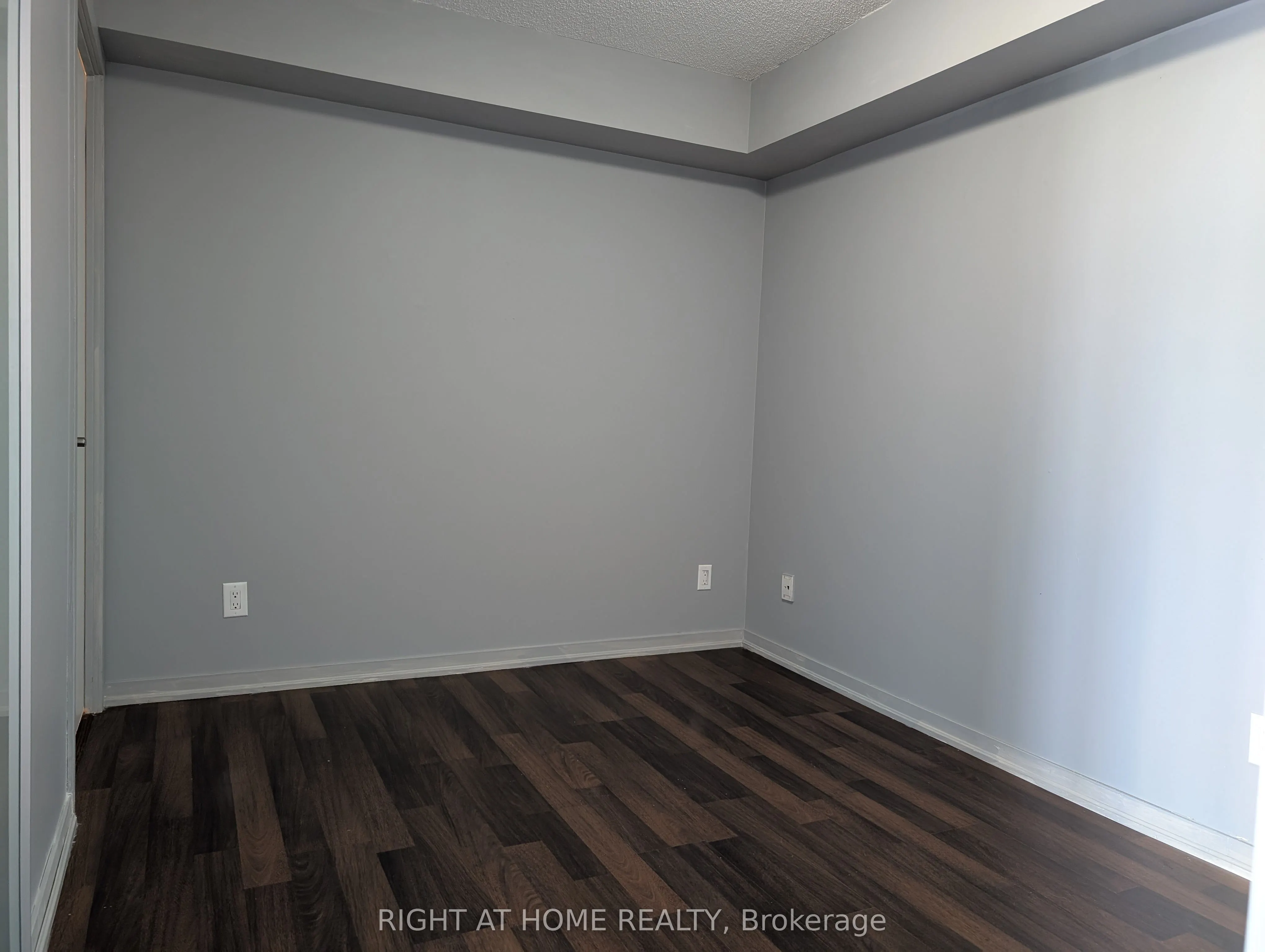 38 Joe Shuster Way, #825